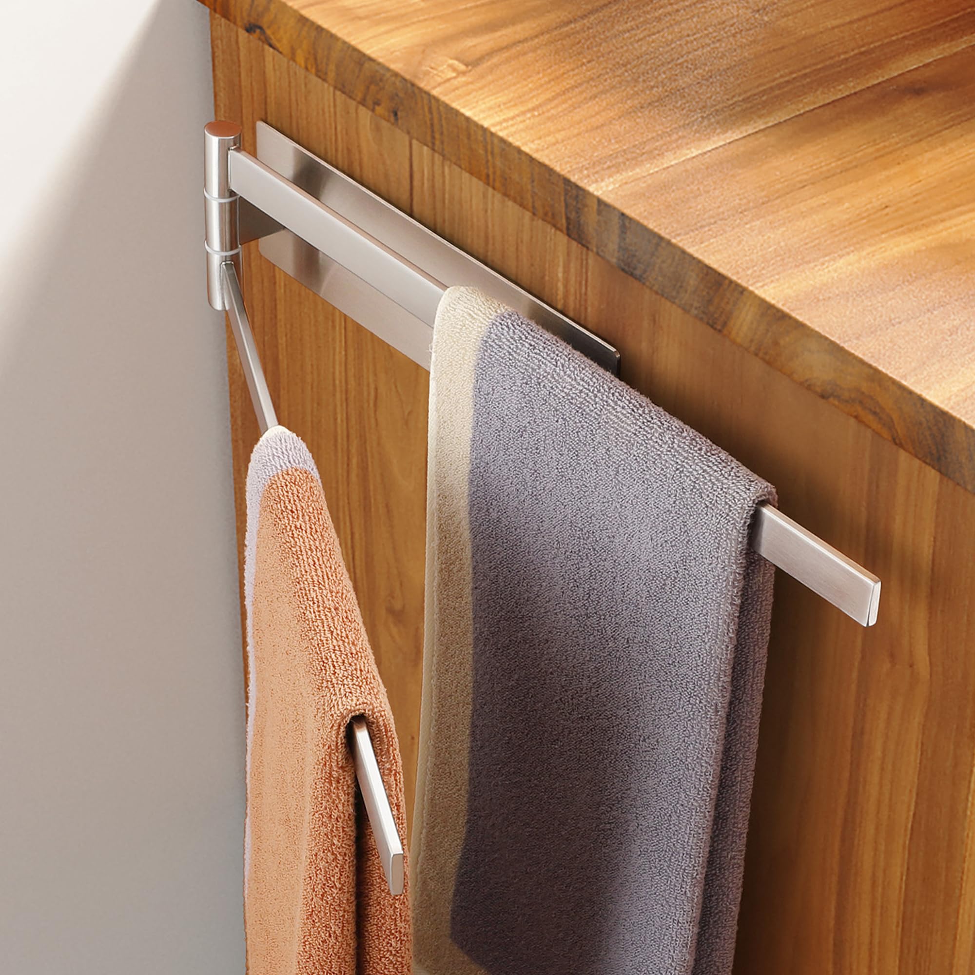 Gsocel Handtuchhalter Ohne Bohren Doppelt 180°Schwenkbar Zweiarmig Handtuchstange Silber Gebürstet, 304 Edelstahl Handtuch Halterung Wand, Selbstklebend Badetuchhalter für Bad Küche, 39cm