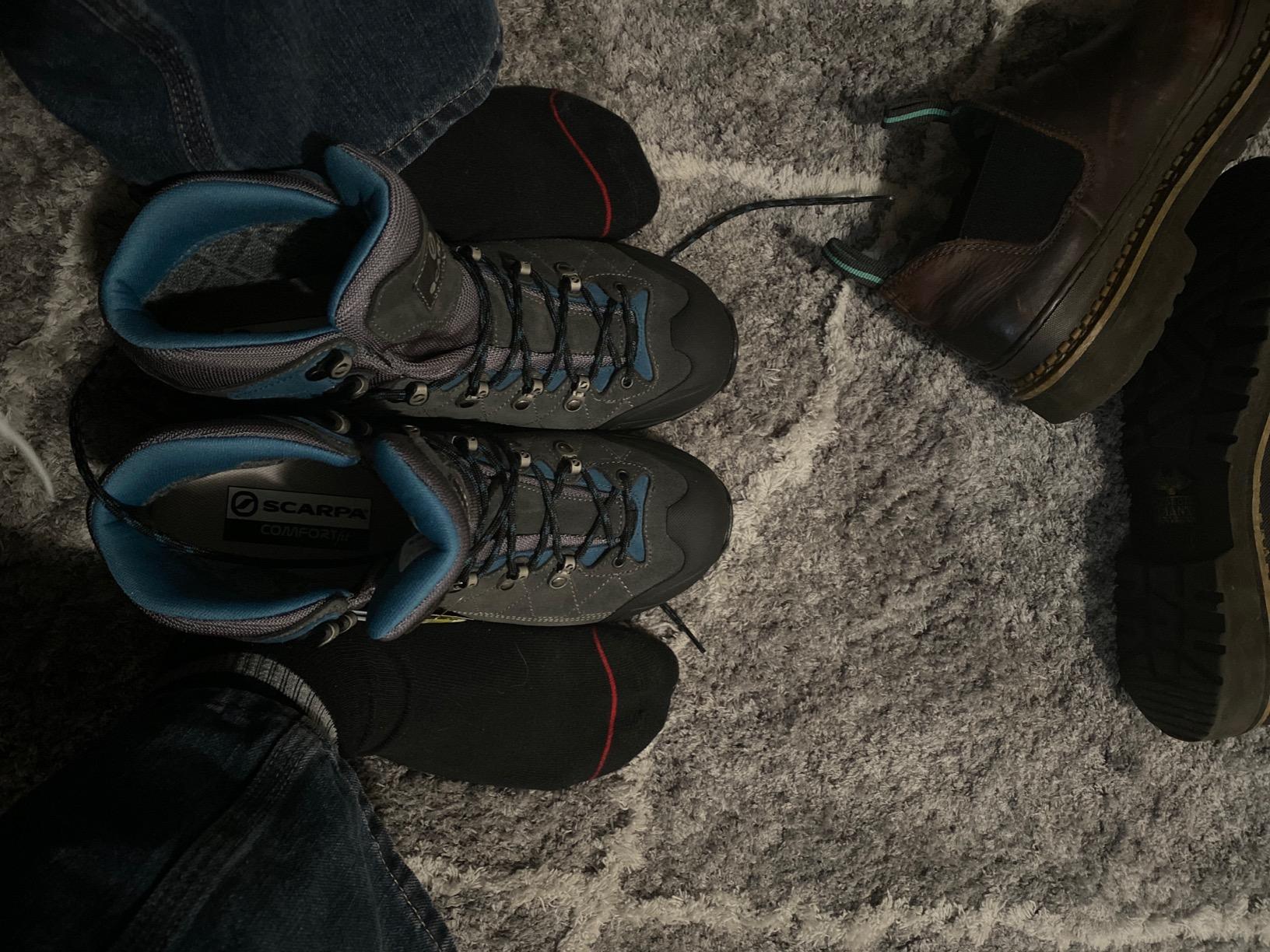 SCARPA Men's Kailash Trek GTX Waterproof GoreTex