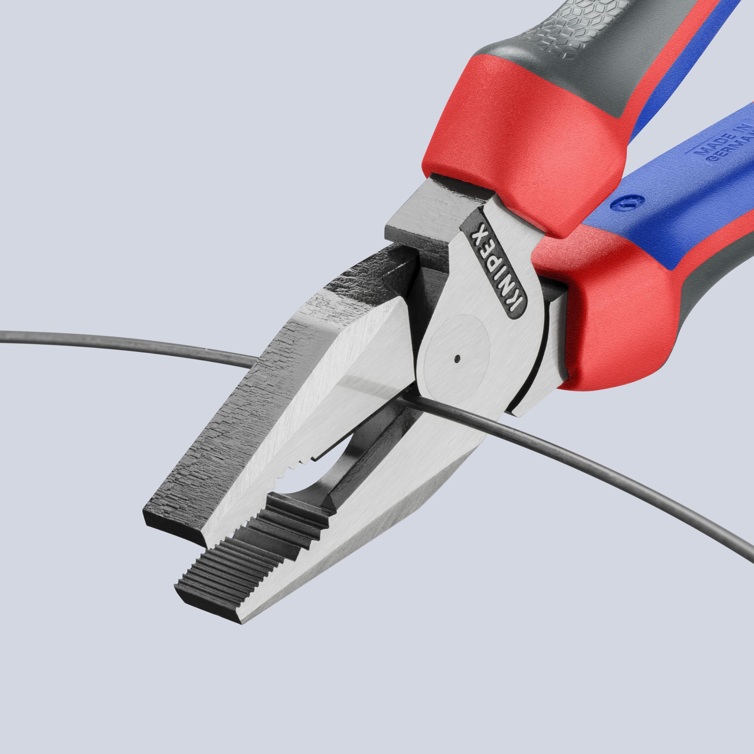 KNIPEX Szczypce uniwersalne o zwiększonym przełożeniu w opakowaniu z zawieszką z rękojeściami Comfort 225 mm, 02 02 225 SB