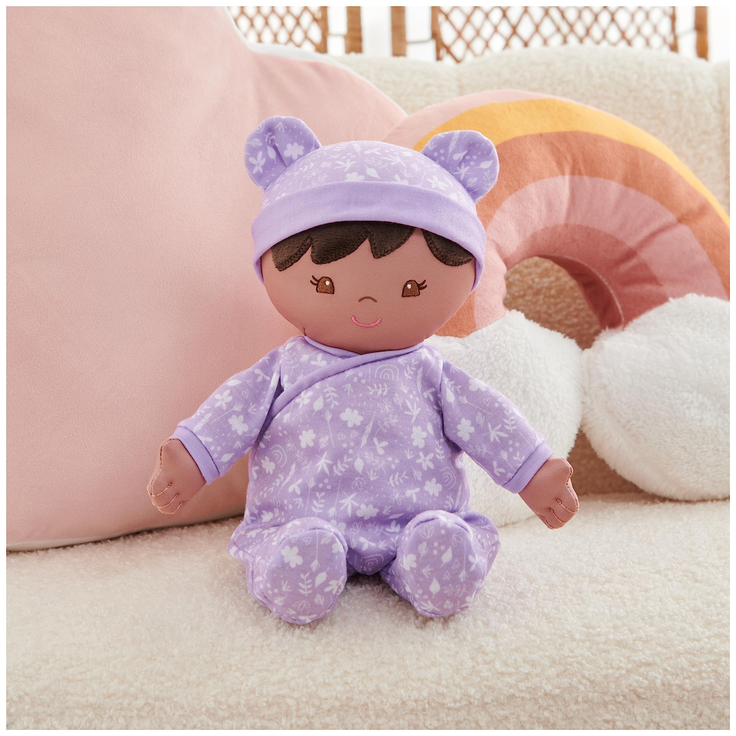 GUND Baby nachhaltige Babypuppe Plüschpuppe aus recycelten Materialien für Babys und Neugeborene Lila 30,5 cm