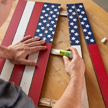 Krazy Glue Fast-Dry Wood Superglue, 30 g, Strong Adhesive with Precision Tip, Bonds Pine, Oak, Maple, Cherry & More, No Clamp Needed, Sets in 6 Minutes, Durable Bond for DIY, Carpentry & Crafts