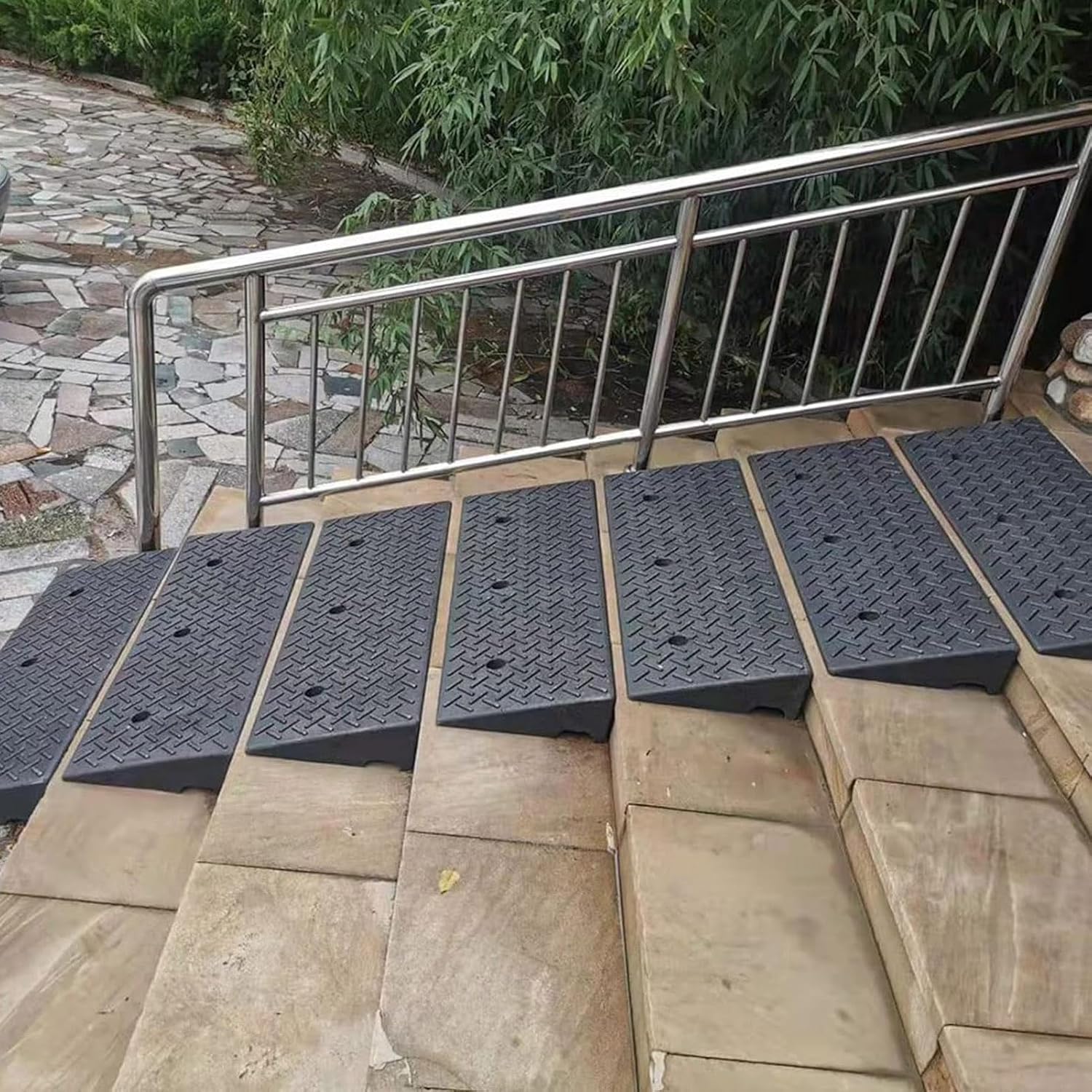 Rampy antypoślizgowe Rampa progowa gumowa, rampa samochodowa, chodnik magazynowy, rampa załadunkowa dla wózków inwalidzkich(100 * 35 * 15cm)