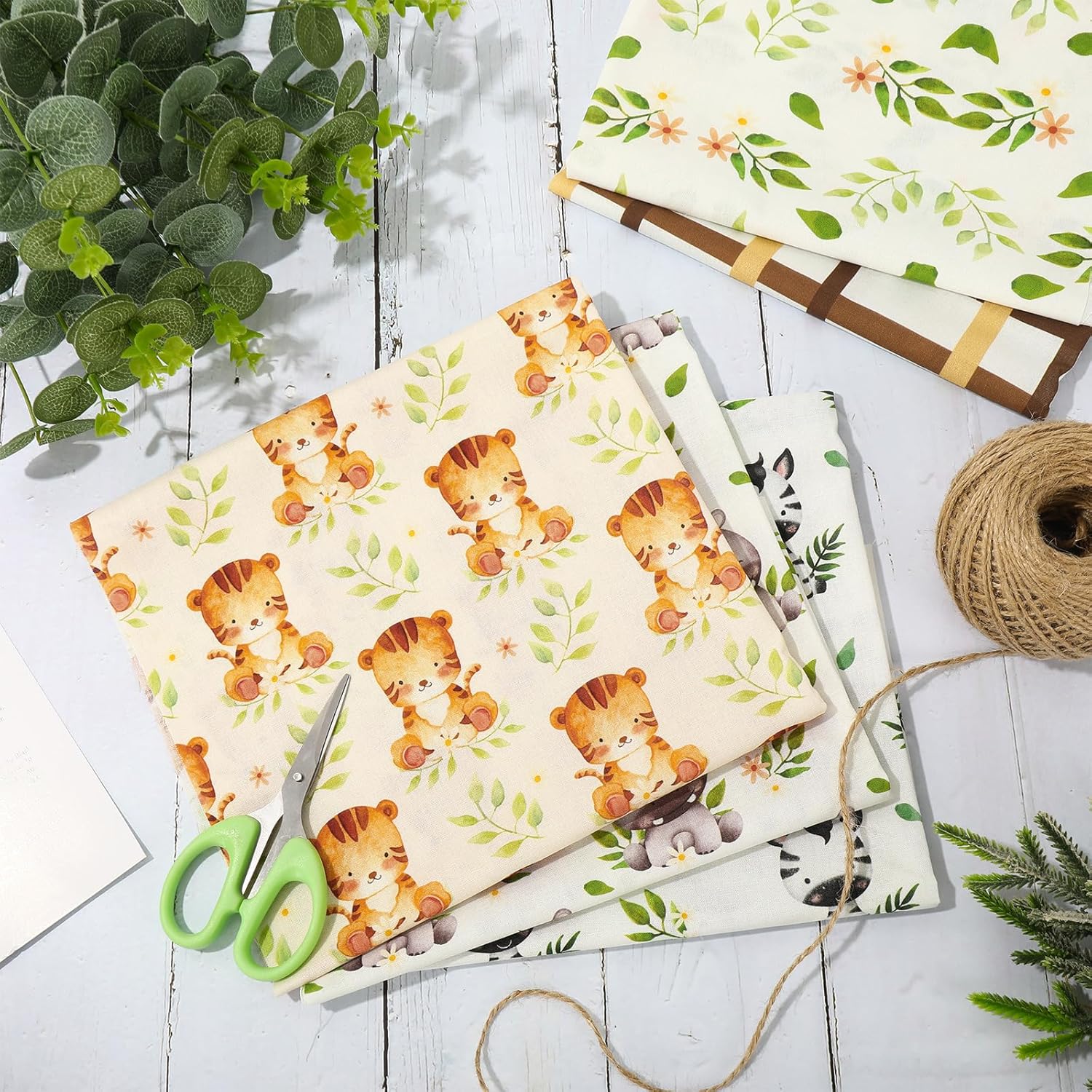 Whaline 12Pcs Safari Cotton Fabric Bundles Watercolor Safari Animals Printed Fat Quarters Jungle Theme Quilting Patchwork for DIY Handmade Craft Party Decor, 18 x 22 Inch