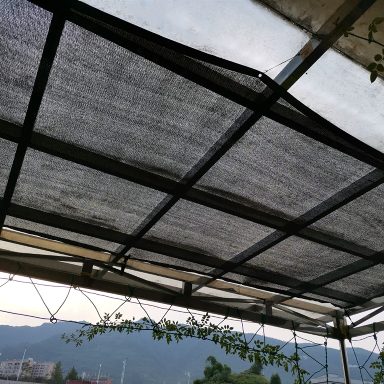 Prostokątna zasłona cieniująca, siatka chroniąca przed słońcem, 4 szpilki do cieniowania Pergola szklarnie z oczkami, siatka wiatroszczelna, czarna siatka cieniująca, do warzywnej szklarni ogrodowej (5x8m/16.4x26ft)