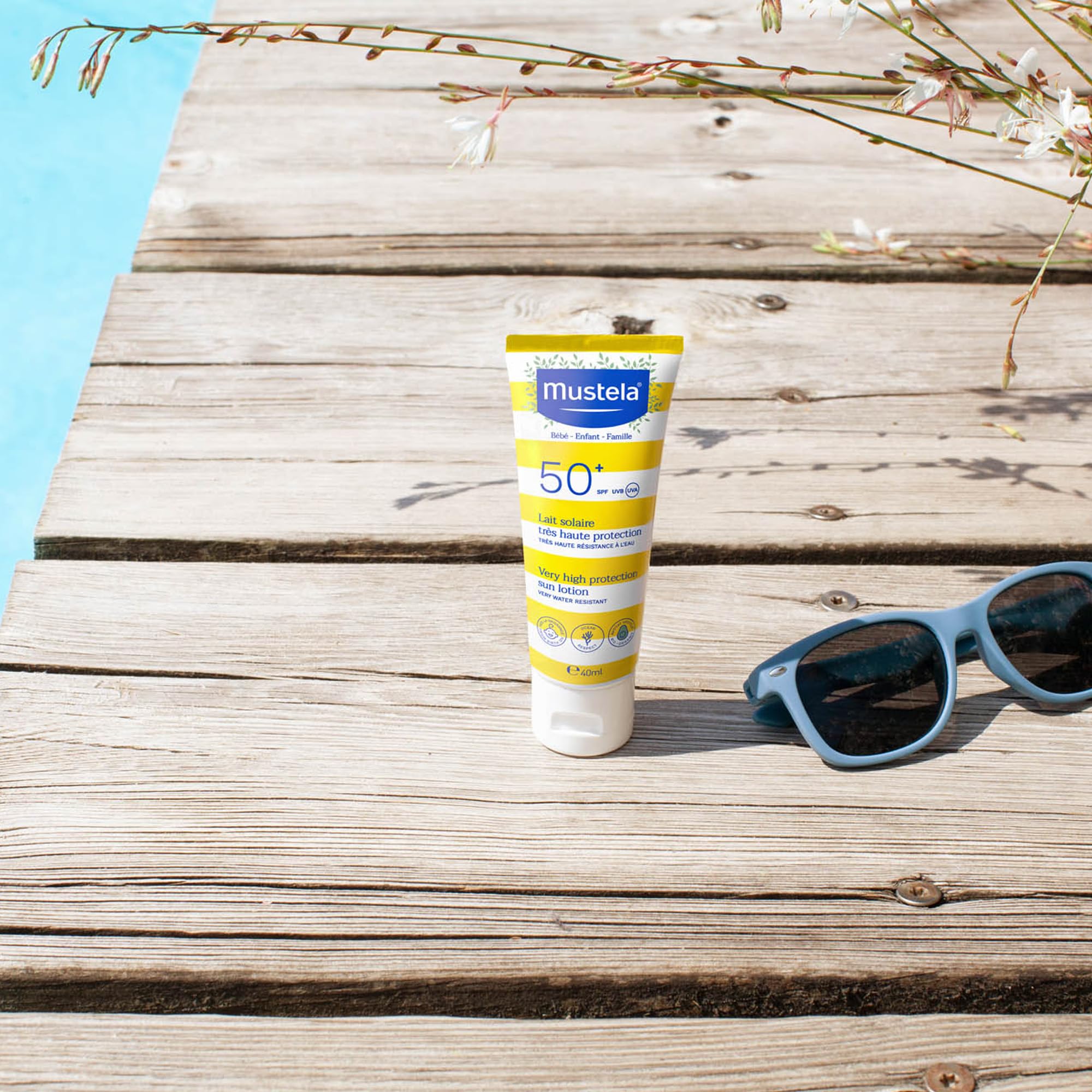 Mustela Latte Solare Spf 50, Viso, Corpo, Con Perseose di Avocado, Neonati, Bambini, Tutta la Famiglia, Adatto in Gravidanza - Protezione Molto Alta dai Raggi UVB e UVA (40ml)
