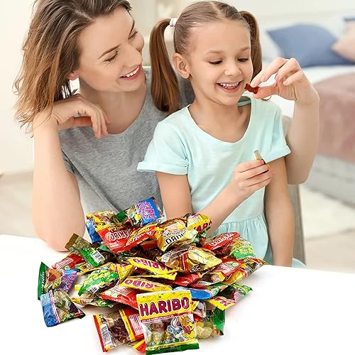 Miniatura 5 de German Haribo - Juego de 88 caramelos de goma a granel paquete surtido de dulces que incluye gomitas de cereza dulces de Halloween osos de oro