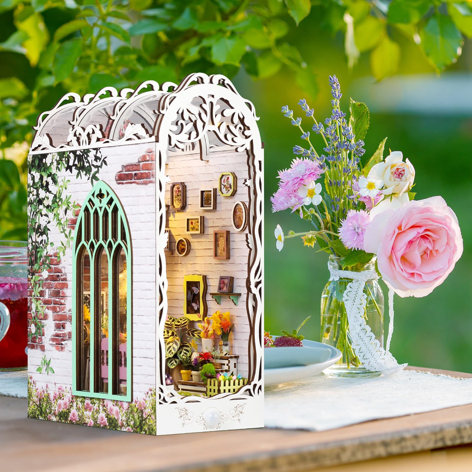 Cuteefun Book Nook zestaw drewniany do budowania miniaturowy domek dla lalek podpórki do książek