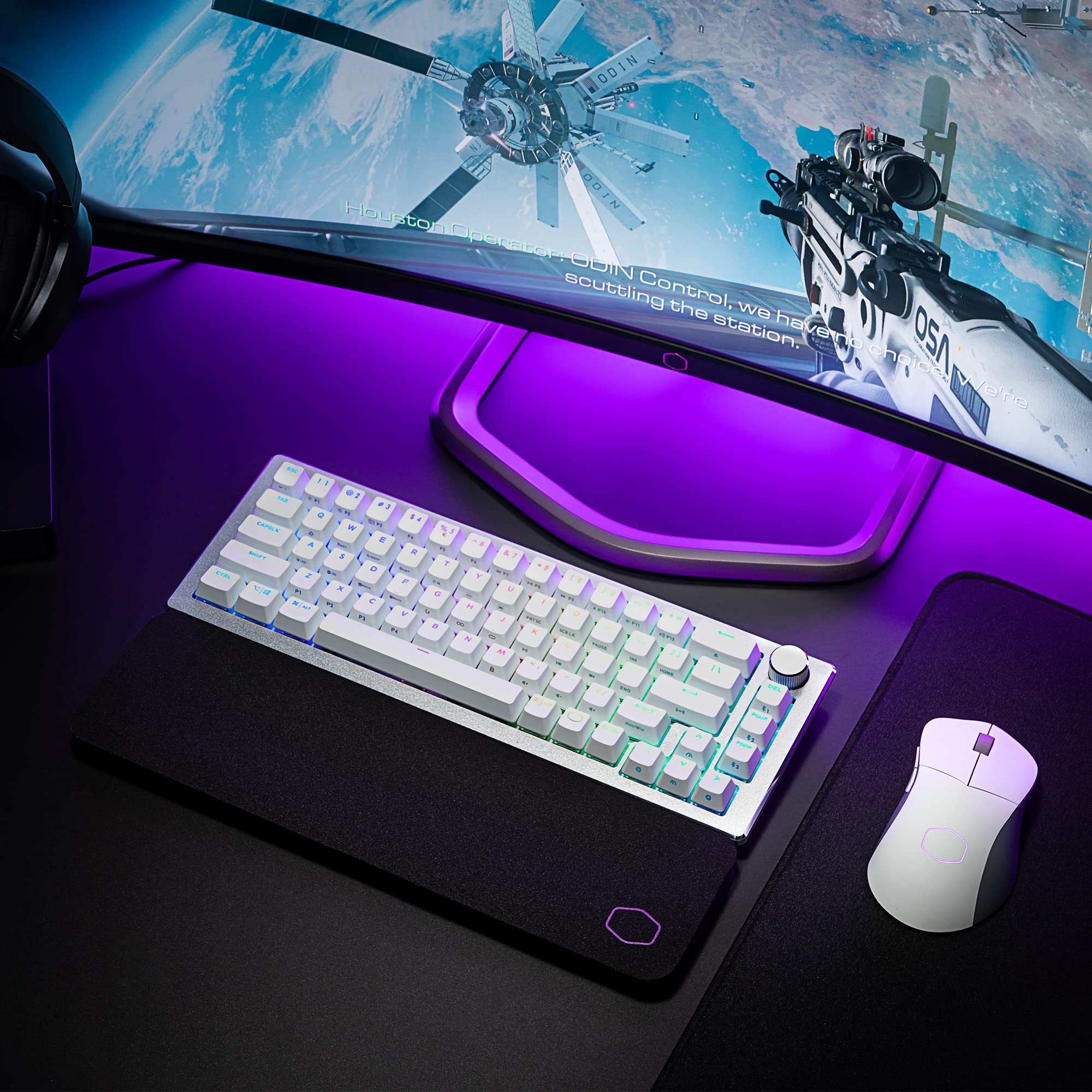 Cooler Master SK652 Teclado mecánico Completo para Juegos de Perfil bajo, interruptores Azules Clic, RGB Personalizable, diseño ergonómico, conectividad USB-C, Mac/Windows, QWERTY (SK-652-SKTL1-US)
