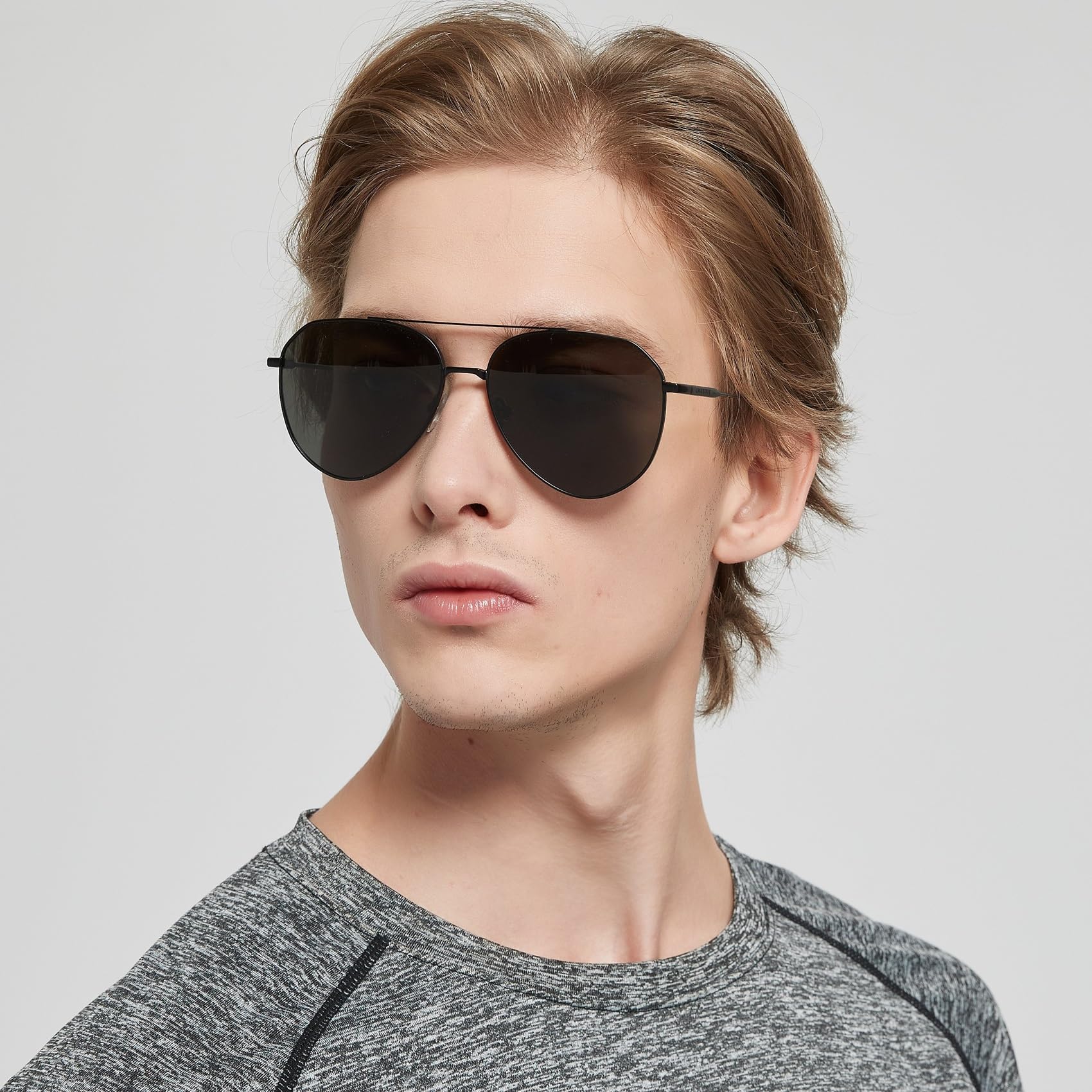 GMKATEYE Duże czarne okulary przeciwsłoneczne lotnicze dla kobiet i mężczyzn – lekkie okulary przeciwsłoneczne w stylu retro, ochrona UV 400, do jazdy i wędrówek