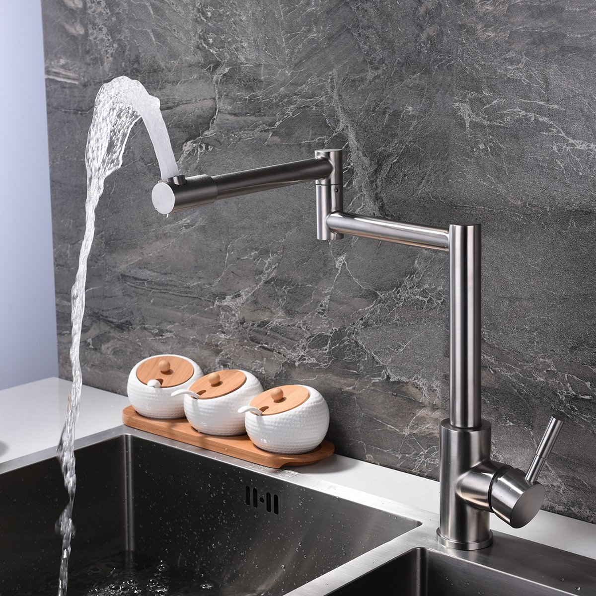 CIENCIA SUS304 stainless steel.Mounting hardware, G1/2" hot & cold 60cm water hoses. 360 degree rotating nozzle for the kitchen faucet SNA157