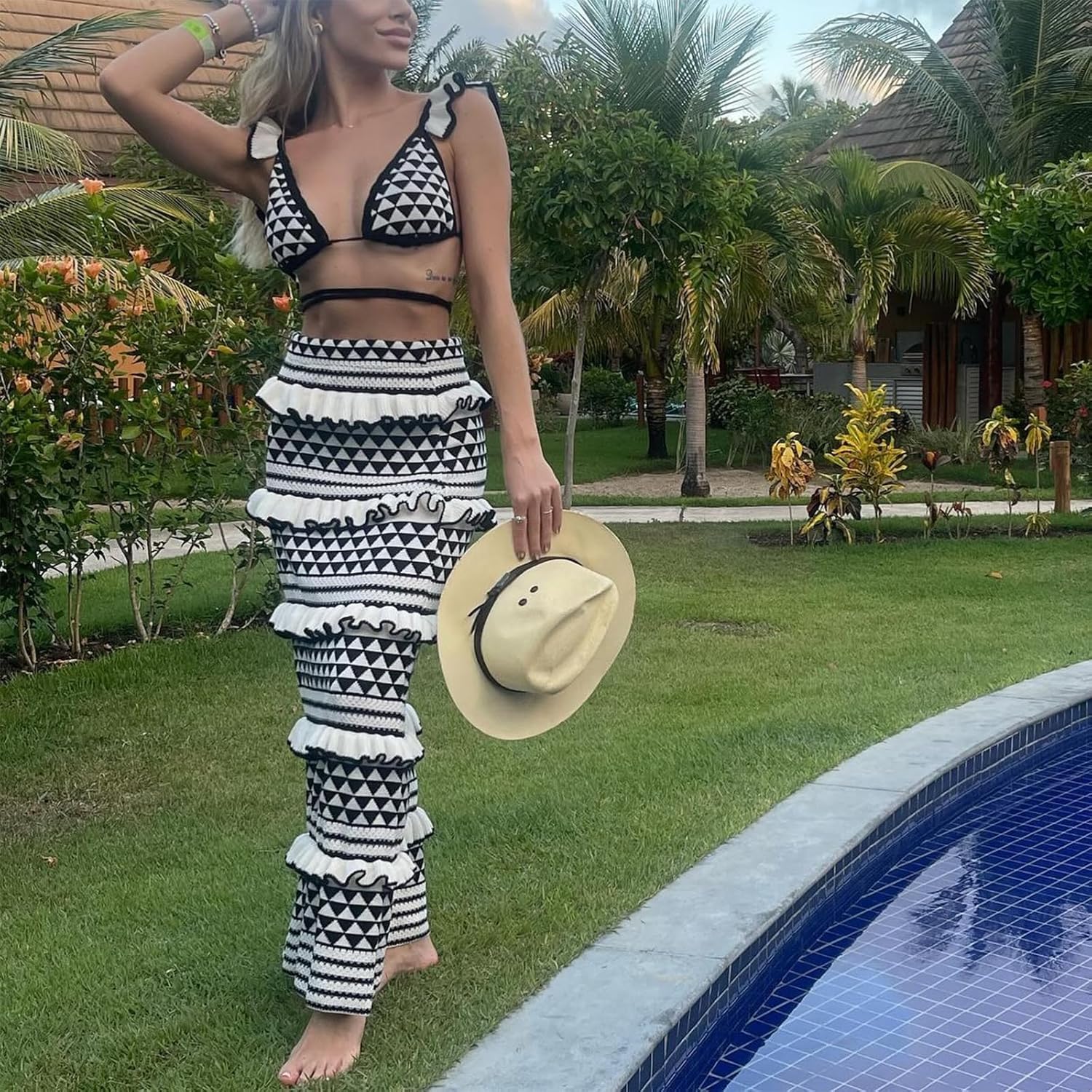 Maglia 2 Pezzi Gonna Set per Le Donne Estate Hollow out Crop Top Bodycon Vita Alta Maxi Gonna Set Abito da Spiaggia