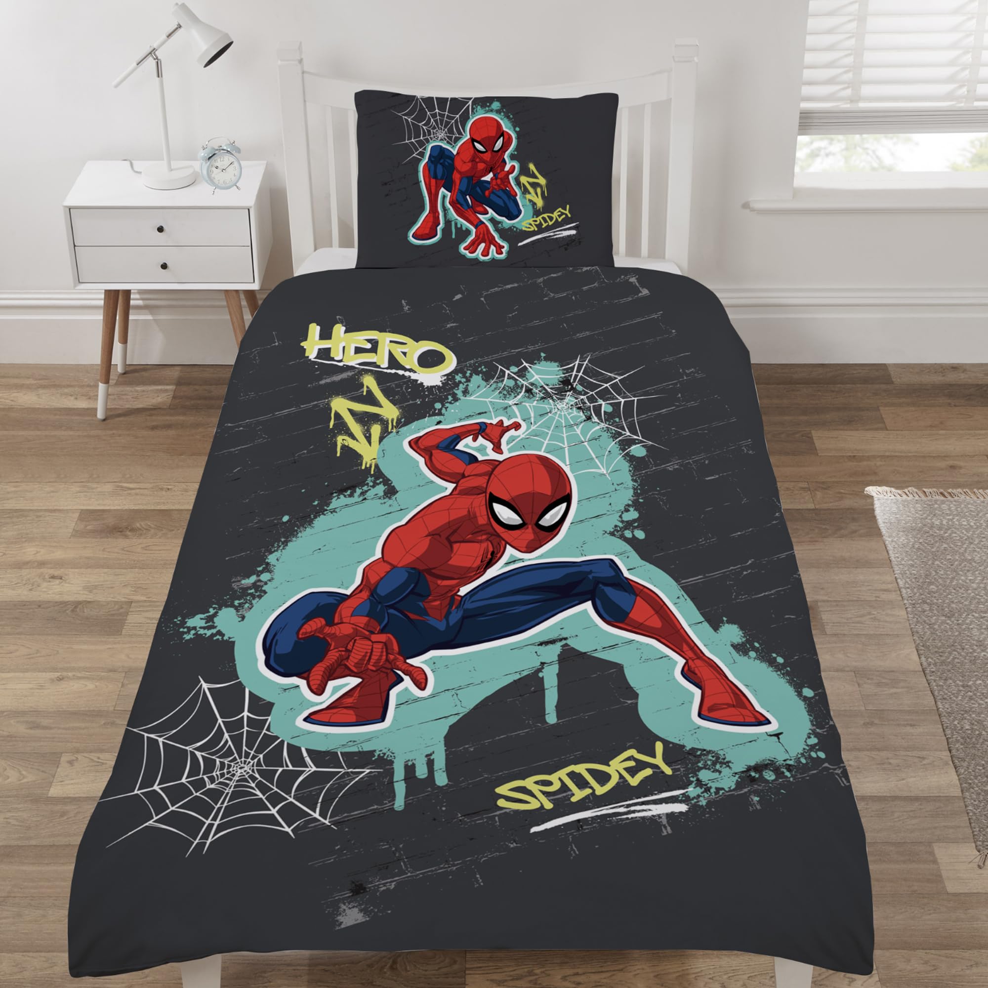 Coco MoonMarvels Spider-Man Reversible Single Duvet Cover Set | Hero Spidey Spiderman Bedding Set Includes Single Duvet and Pillow Set Boys & Girls, SP1-SPI-HRO-12