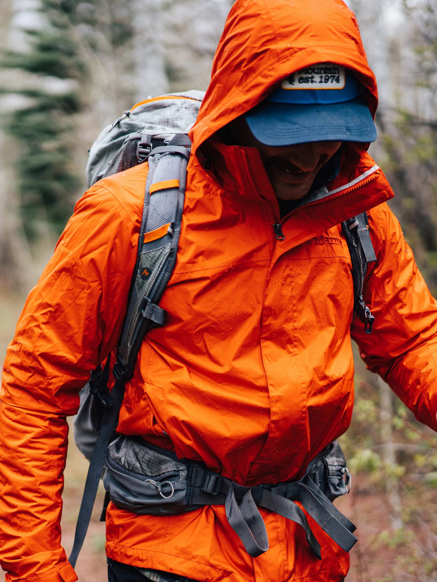 Marmot Wodoodporna kurtka przeciwdeszczowa, oddychający płaszcz przeciwdeszczowy z kapturem, lekka wiatrówka hardshell na wędrówki Mężczyźni Precip Eco Jacket S22