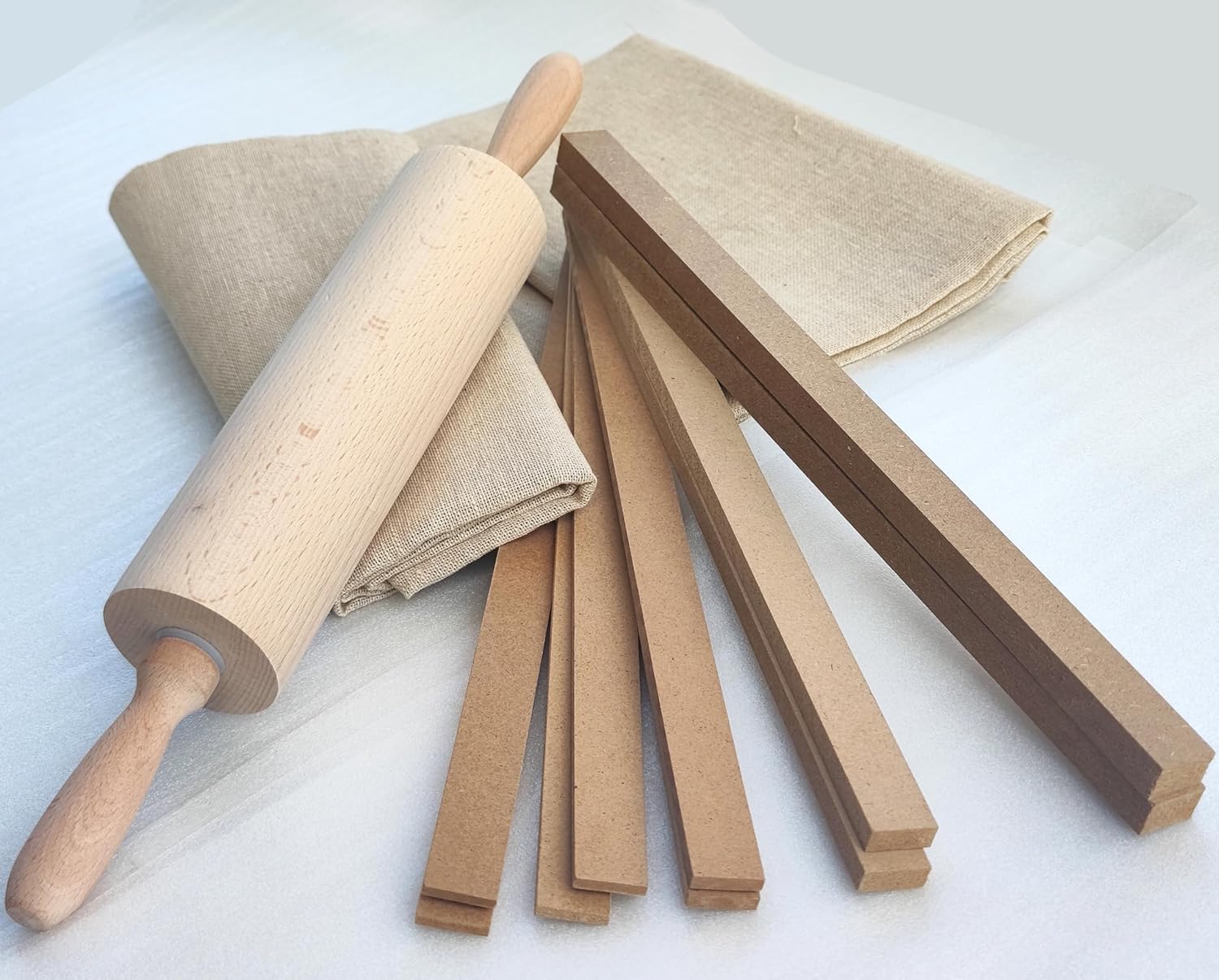 Wooden Rolling Pin Guides Sticks Set - Clay Roller Guide Pottery Tools With Linen Hessian Cotton Linen and Classic Wooden Rolling Pin (5 Size Stick Guide + Rolling Pin + Linen)