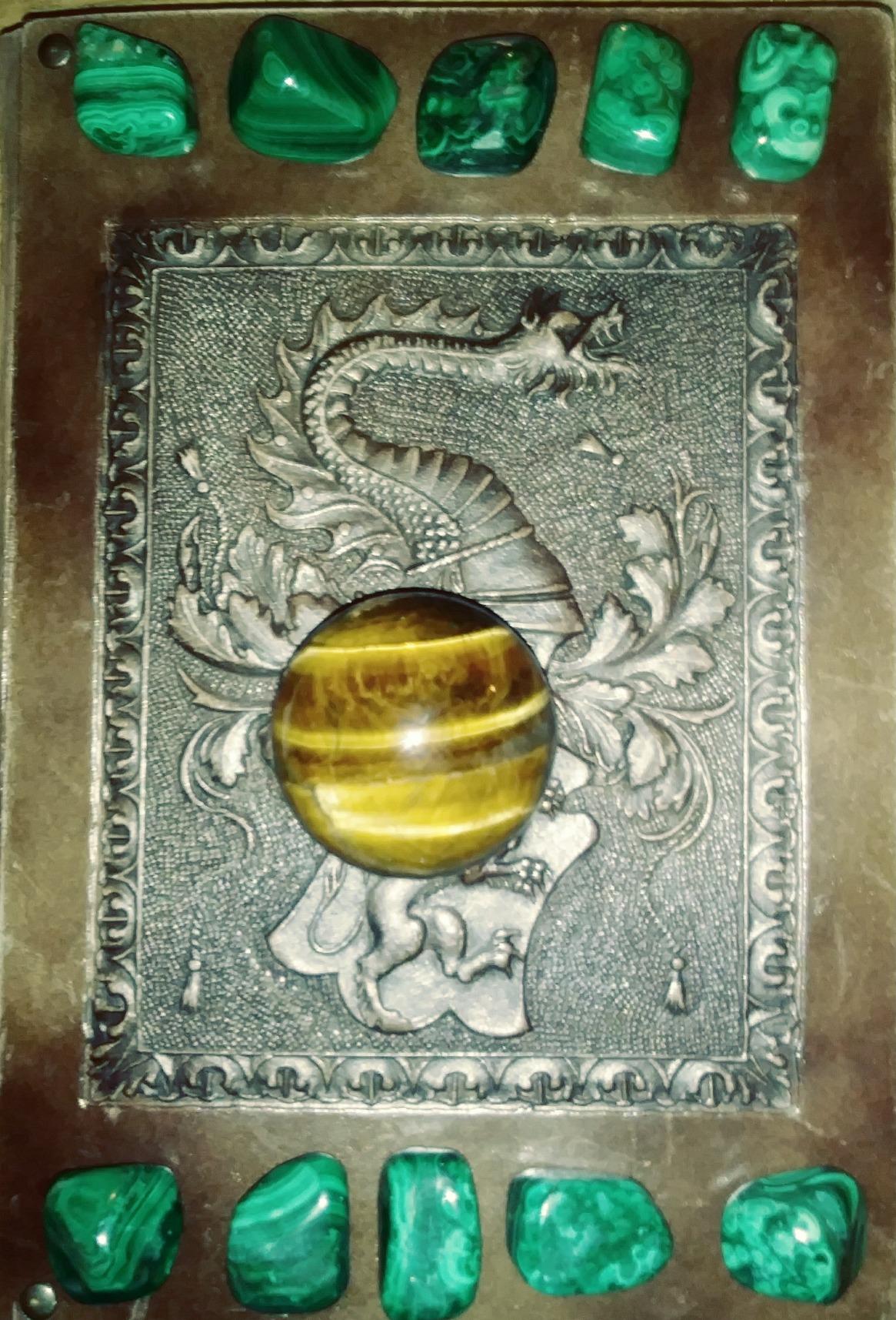 Zentron Crystal Collection Natural Large Tumbled Green