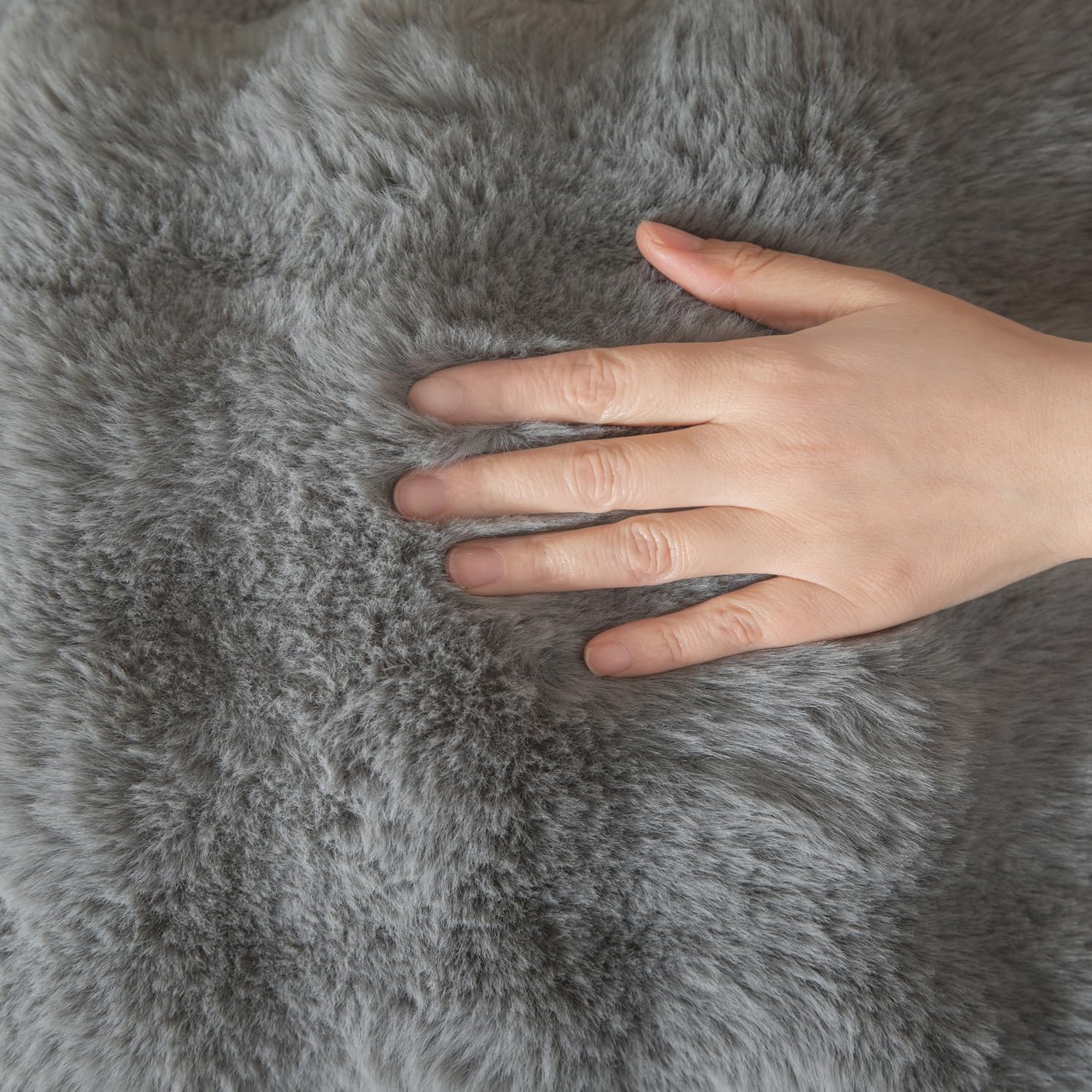 Yaertun Pack of 2 Grey Thick Soft Wool Decorative Throw Pillow Covers 18x18 Inch Faux Fur Plush Fluffy Cushion Covers for Sofa Couch Bedroom - Image 2