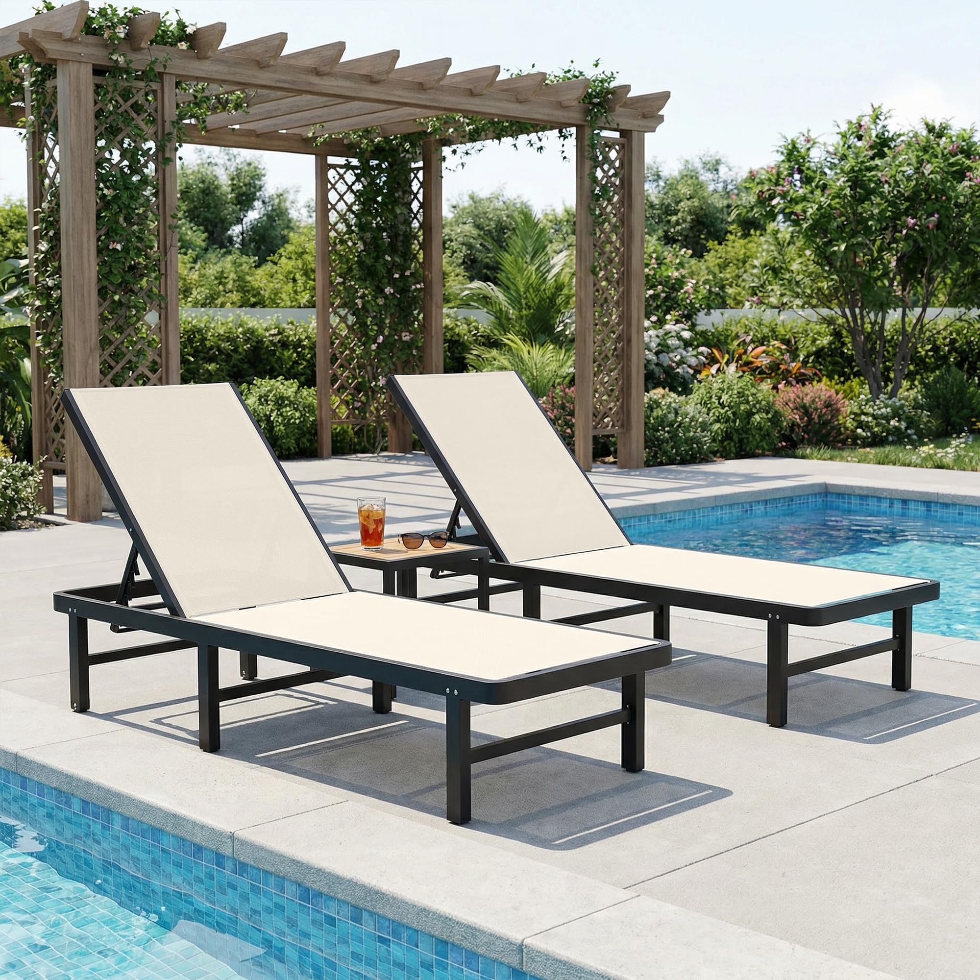 Outsunny Pack de 2 Tumbonas de Jardín Exterior, Tumbonas Reclinables con Ruedas, Respaldo Ajustable de 4 Niveles, Estructura de Aluminio y Tela Textilene, Resistentes, para Playa, Piscina, Beige