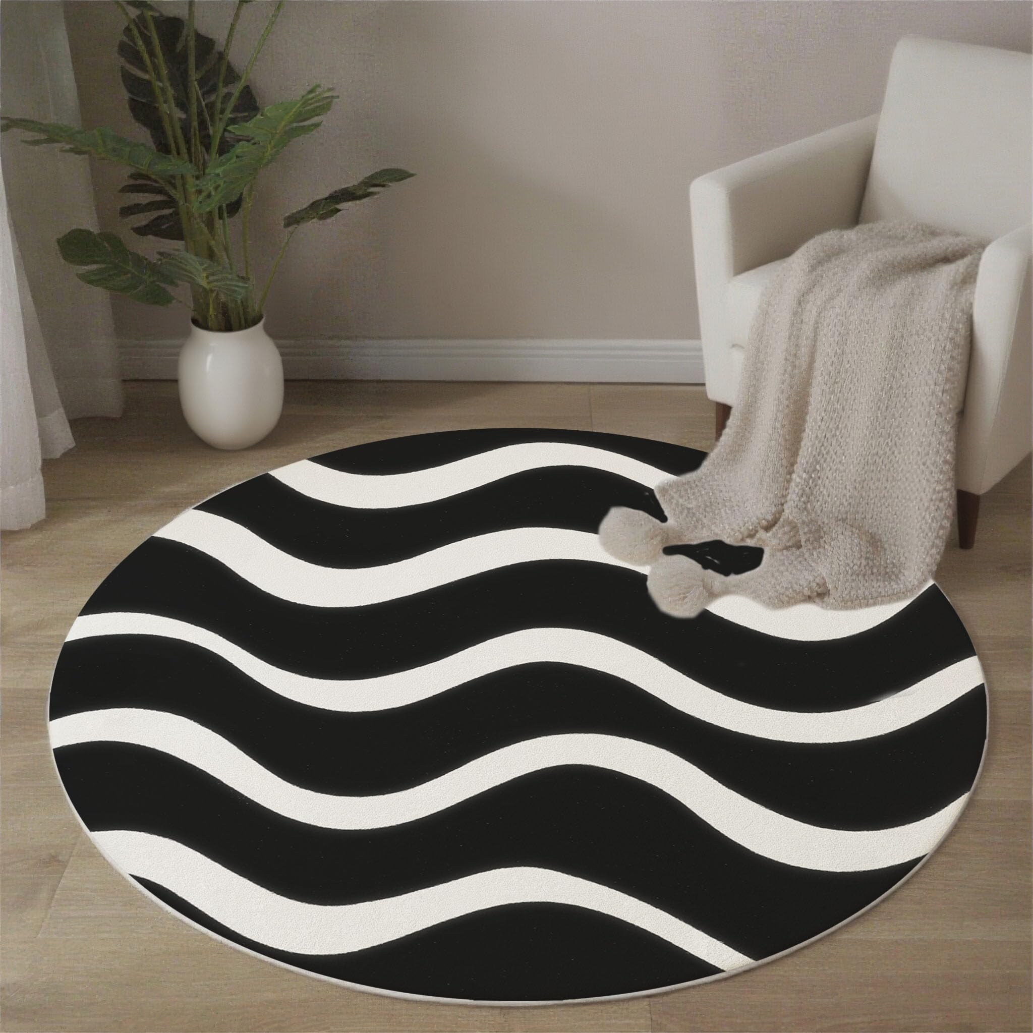 Tapis géométrie abstraite noir blanc poil court doux haut de gamme