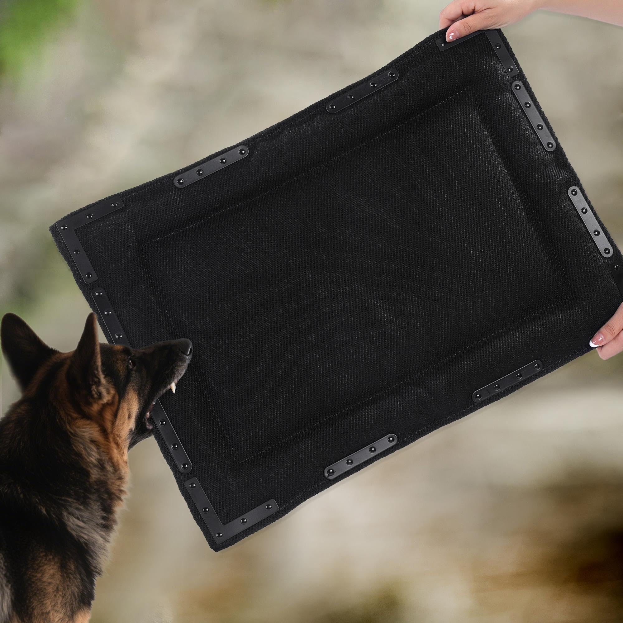 HOMBYS Cama indestructible para perros a prueba de masticación con 14 remaches de metal, alfombrilla de perrera ultra duradera de 0.8 pulgadas de grosor para masticadores agresivos y cachorros de