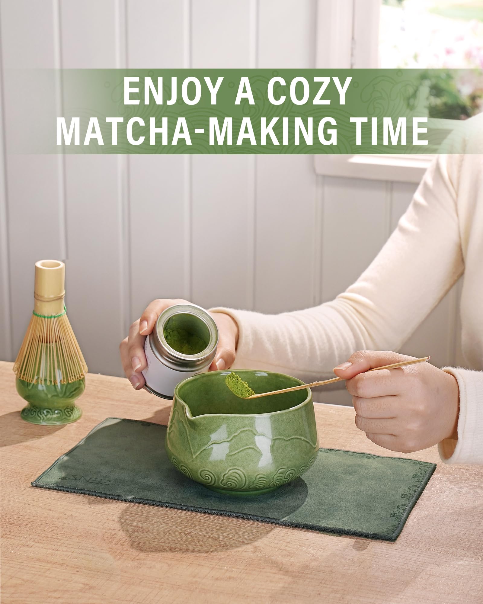ZENS Juego de batidores de matcha, cuenco de cerámica para matcha de 17 onzas con boquilla y batidor de bambú, cuchara y paño de té, kit de 5 piezas para ceremonia de matcha, verde esmeralda
