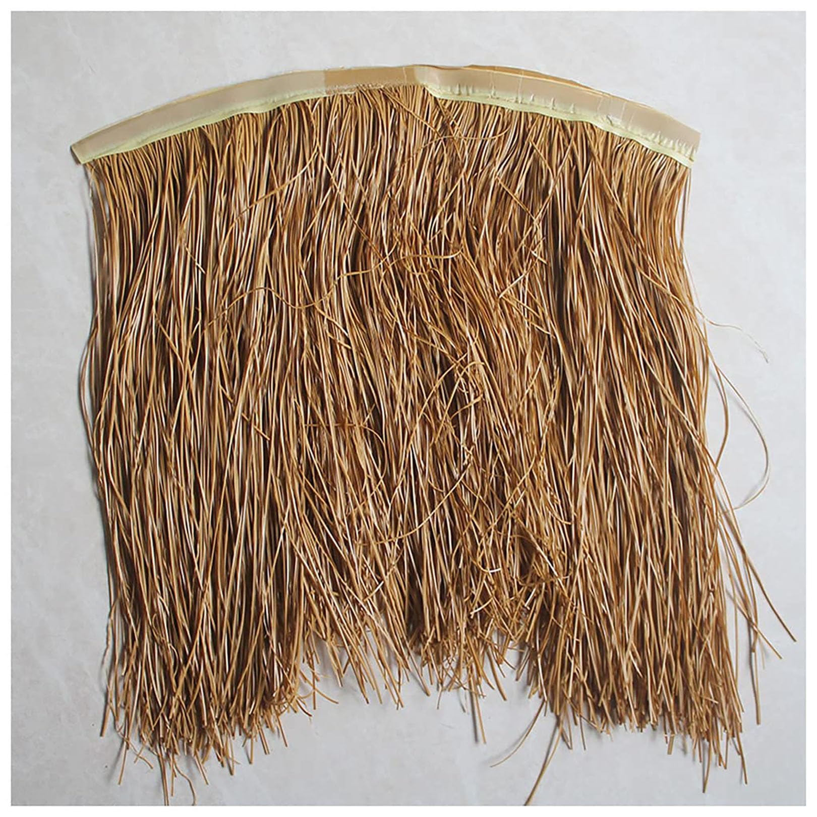 Chaume naturel résistant pour toiture de bar et terrasse
