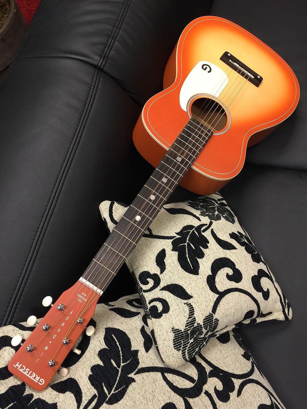 Guitarra Acústica Gretsch G9500 Jim Dandy Flat Top Rosewood Fingerboard  2Color Sunburst 2704000503