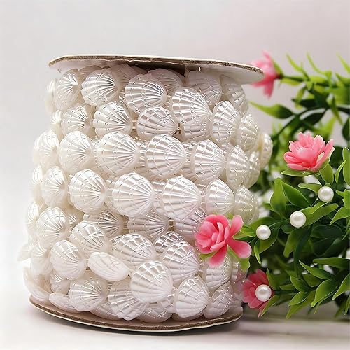 Coastal Seashell Garland with Seaweed & Pearls，This 30-foot ivory shell