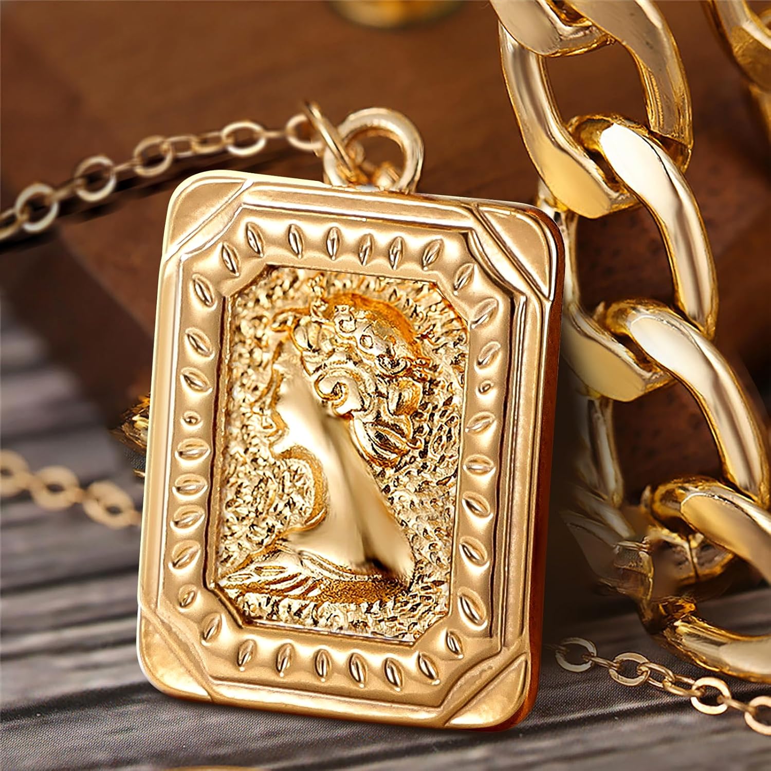 MJartoria Gold Layered Necklaces for Women Trendy Retro Square Pendant Necklace Dainty Chunky Chain Choker Necklaces for Jewelry Birthday Gifts - Image 9