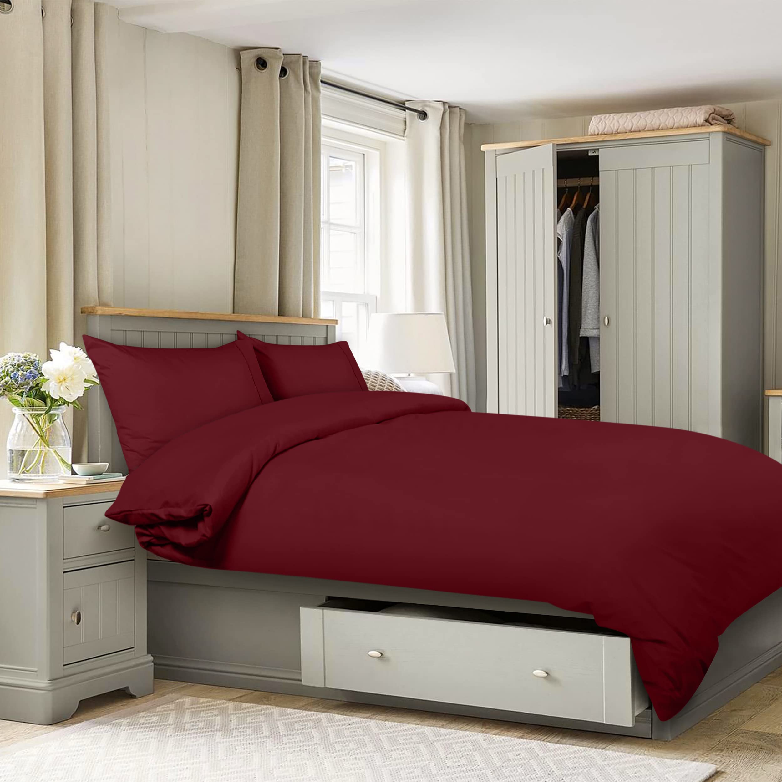 Utopia Bedding Set Copripiumino da 4 Pezzi - Copripiumino 200x200cm, Lenzuolo con Angoli 135x190cm, Federe 50x75cm - (Bordeaux, Matrimoniale)