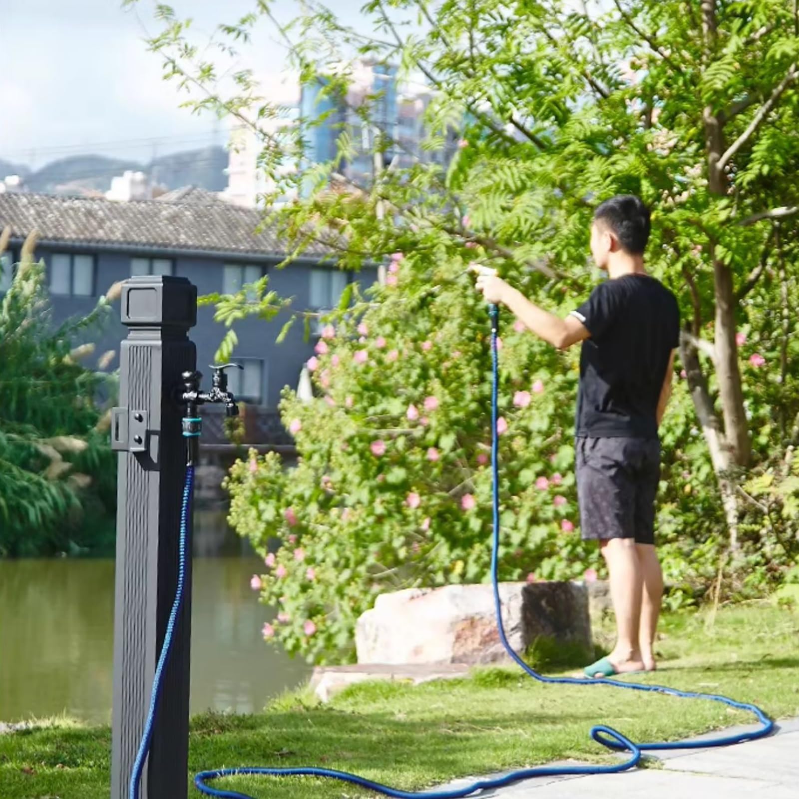 Doppelter Außen Wasserhahn, Freistehende Wassersäule Auslaufhahn for den Garten, Frostsicherer Wasserhahn 1/2 zoll for den Außenbereich, 2 Wassereinlässe(Medium)