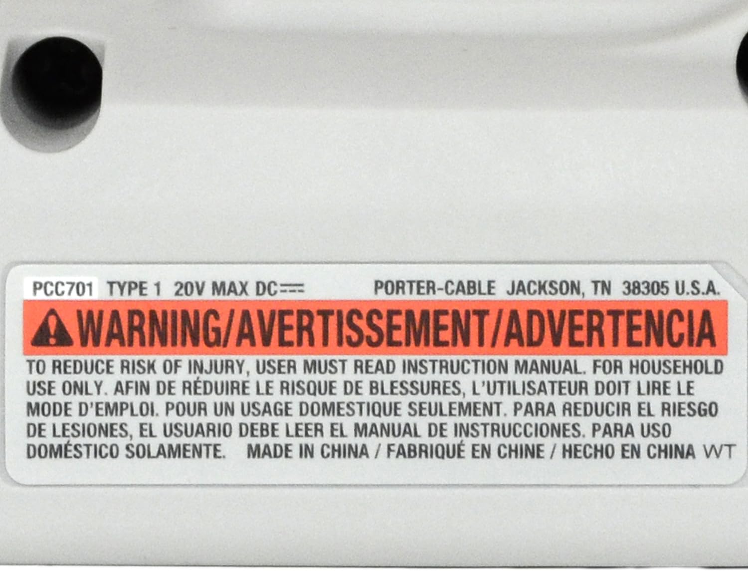 Warning label on the PORTER-CABLE PCC701 20V Max LED Work Light