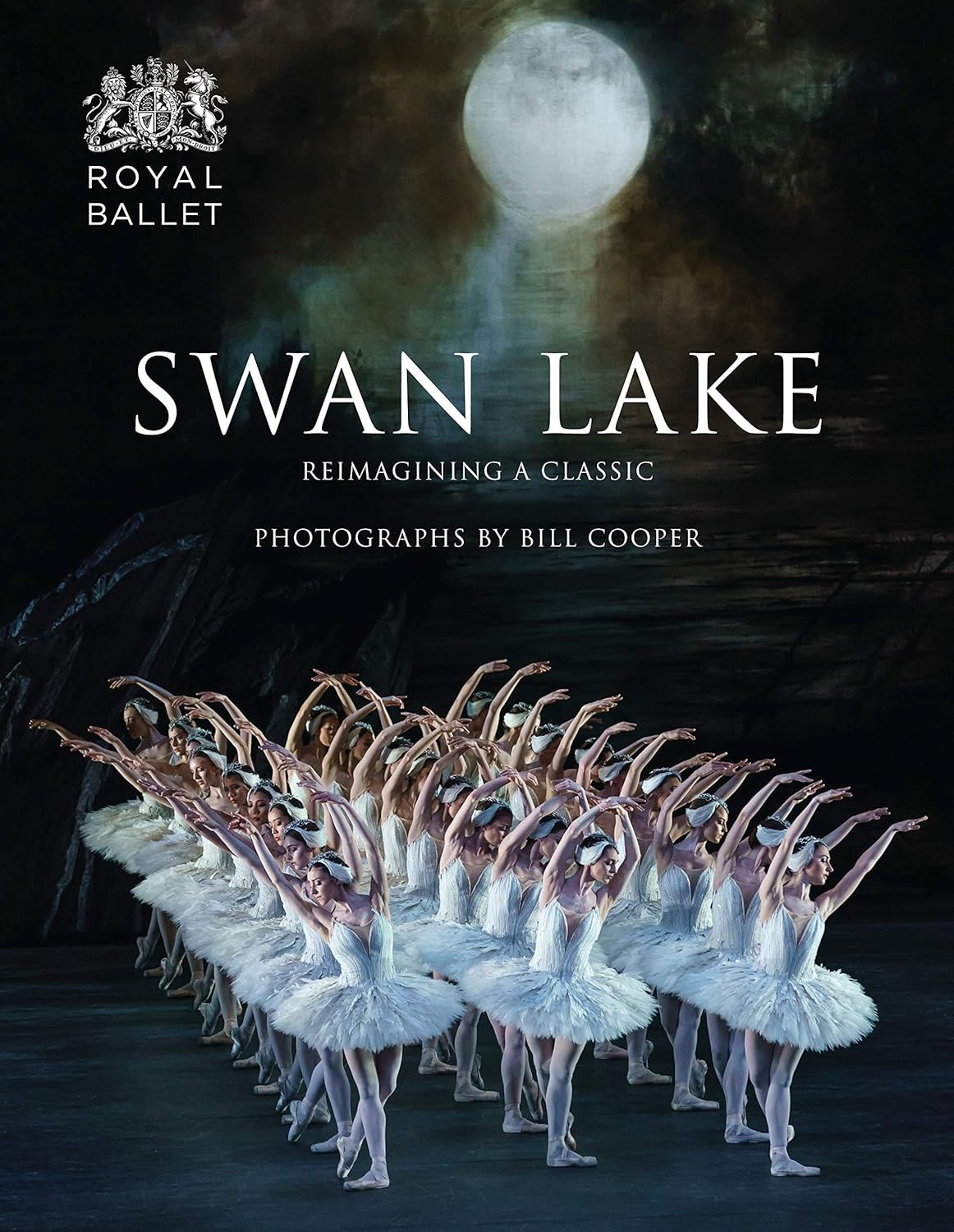 Amazon Swan Lake Reimagining a Classic (Oberon Books) Cooper, Bill