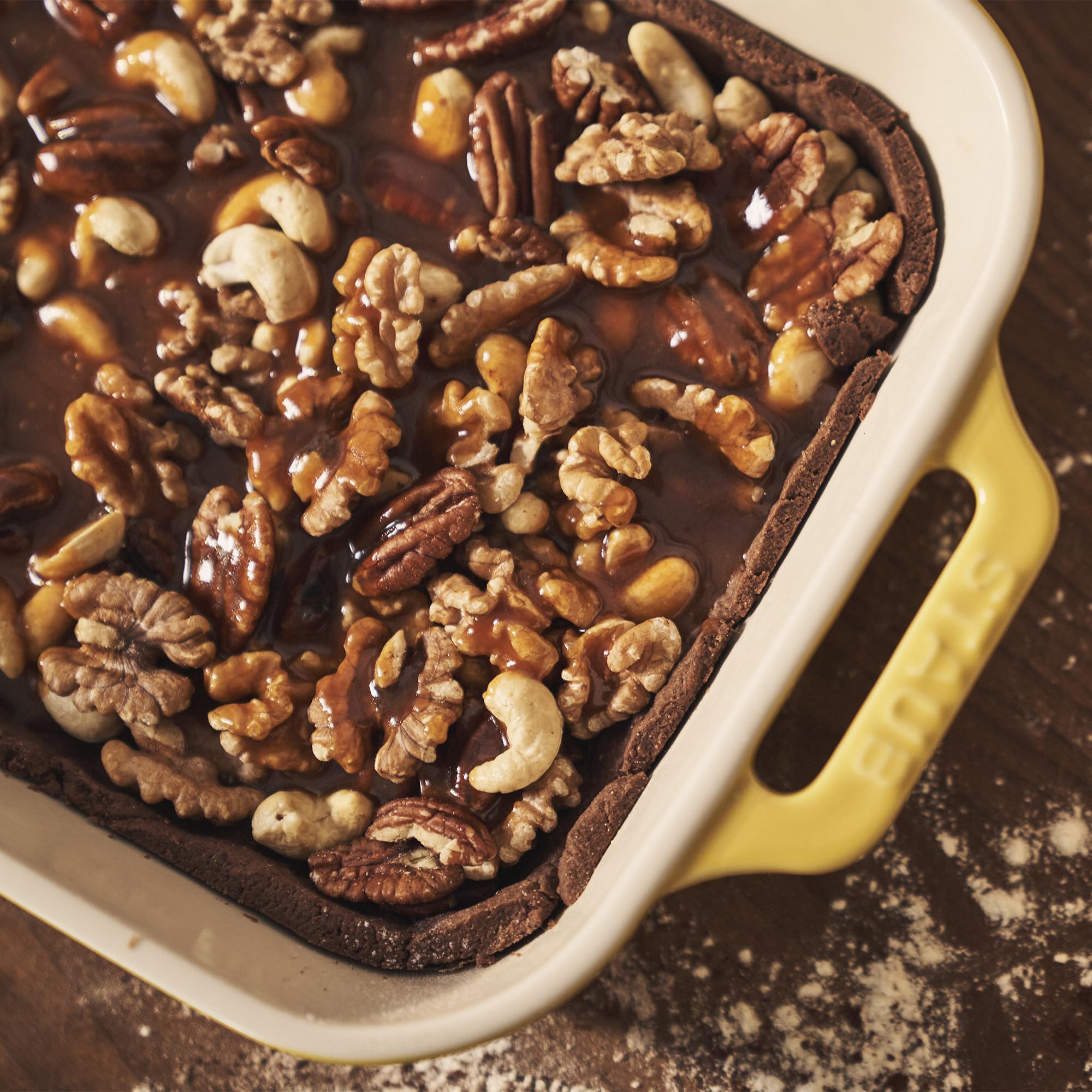 STAUBセラミック スクエア蓋付き　グラタン　キャセロール STAUBセラミック スクエア蓋付きグラタンキャセロール