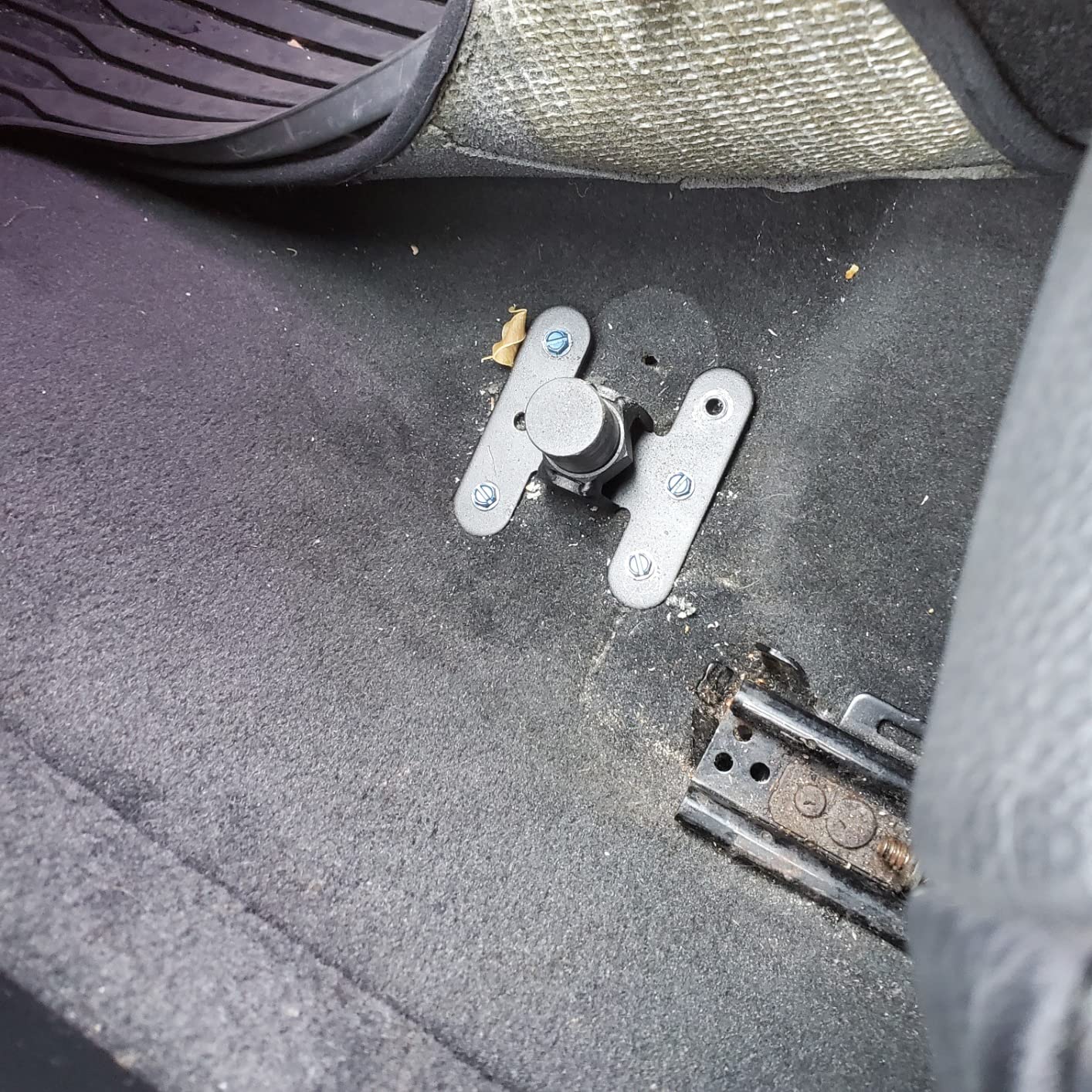 Bracketron Universal Floor Mount for Mobotron Universal Vehicle Laptop Mount (BRKVLM