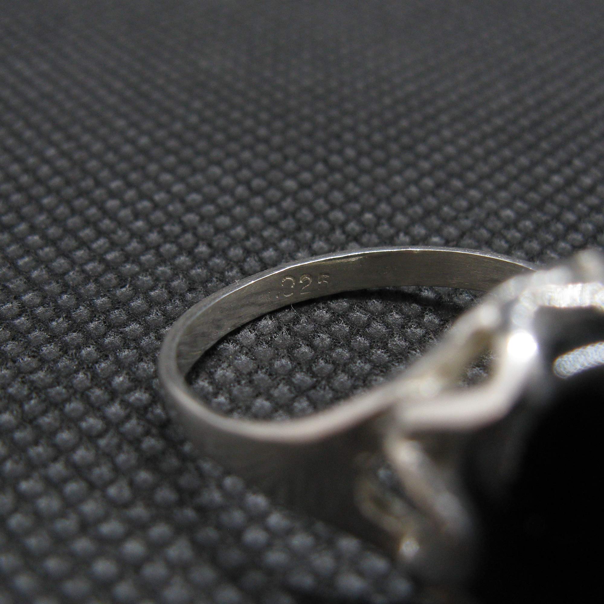 Anillo de Plata Esterlina Hecho a Mano Con Ónix Negro Genuino Sólido Estampado 925