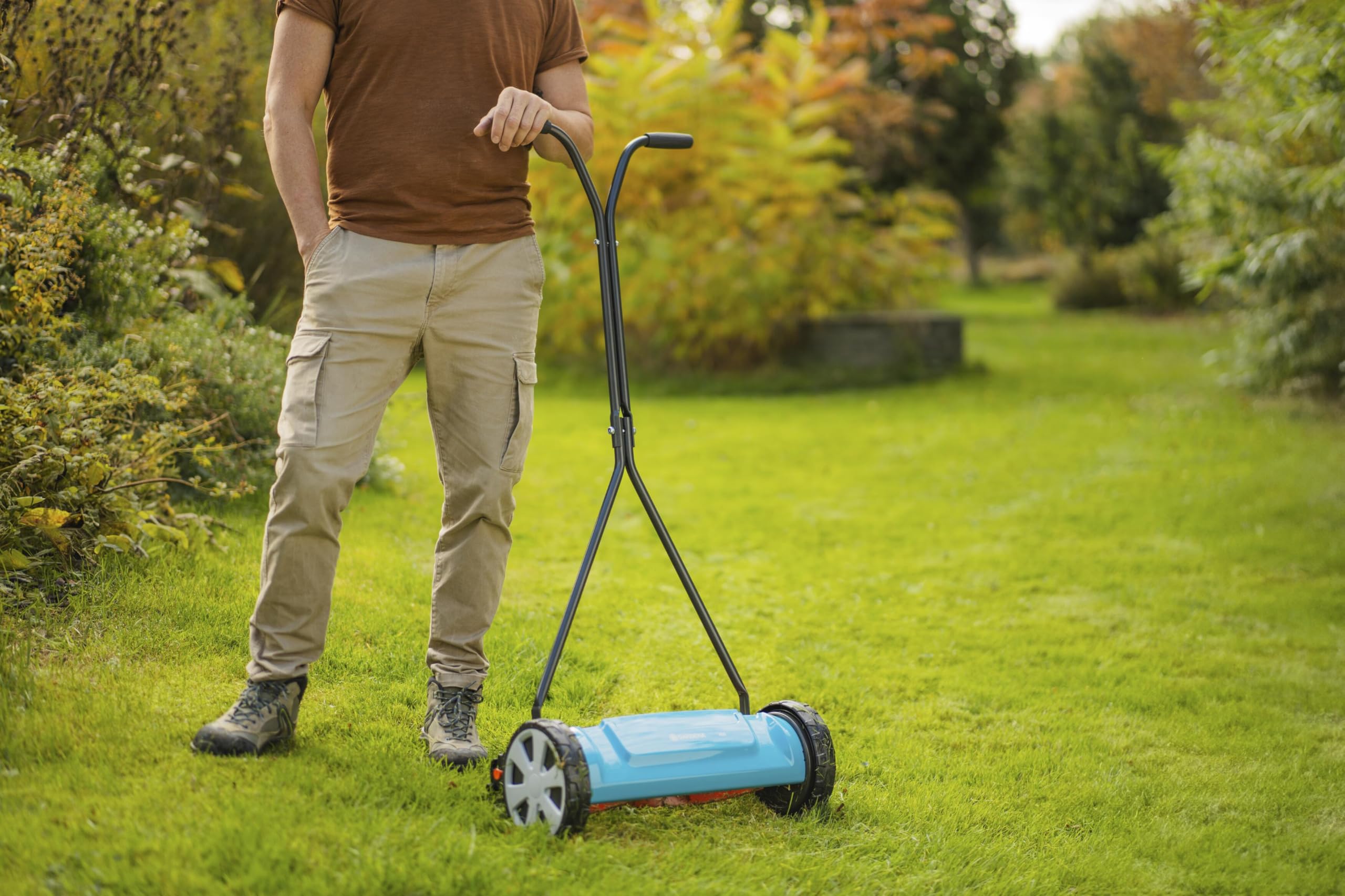 Gardena Klasyczna kosiarka bębnowa 400: ręczna kosiarka o szerokości roboczej 40 cm do 200 m² powierzchni trawnika, wałek nożowy z wysokiej jakości stali, bezdotykowa technika cięcia, cicha i