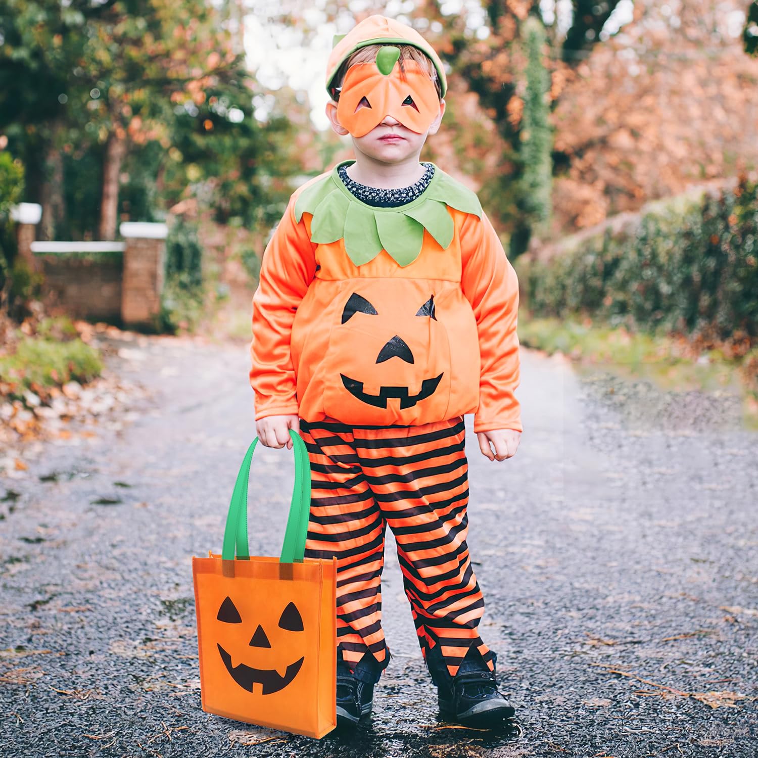10 Packs Halloween Jack o Lantern Pumpkin Bags Trick or Treat Tote Bags Non-Woven Bags Candy Party Gift Handles Bags Bag 9.8 x11.8 Inch