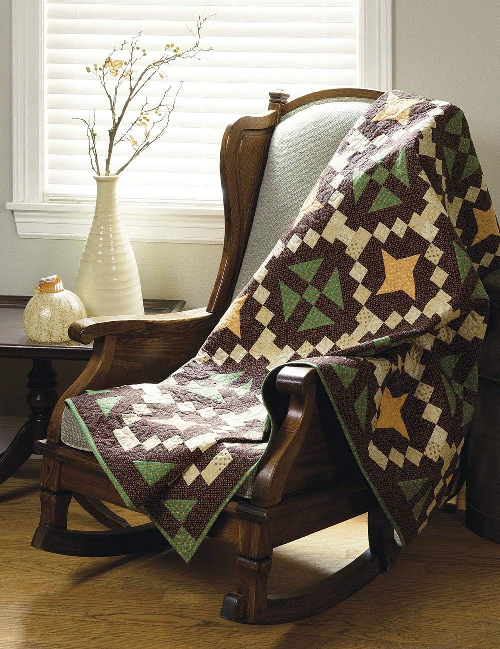 Pat Sloan's Celebrate the Seasons: 14 Easy Quilts and Companion Projects