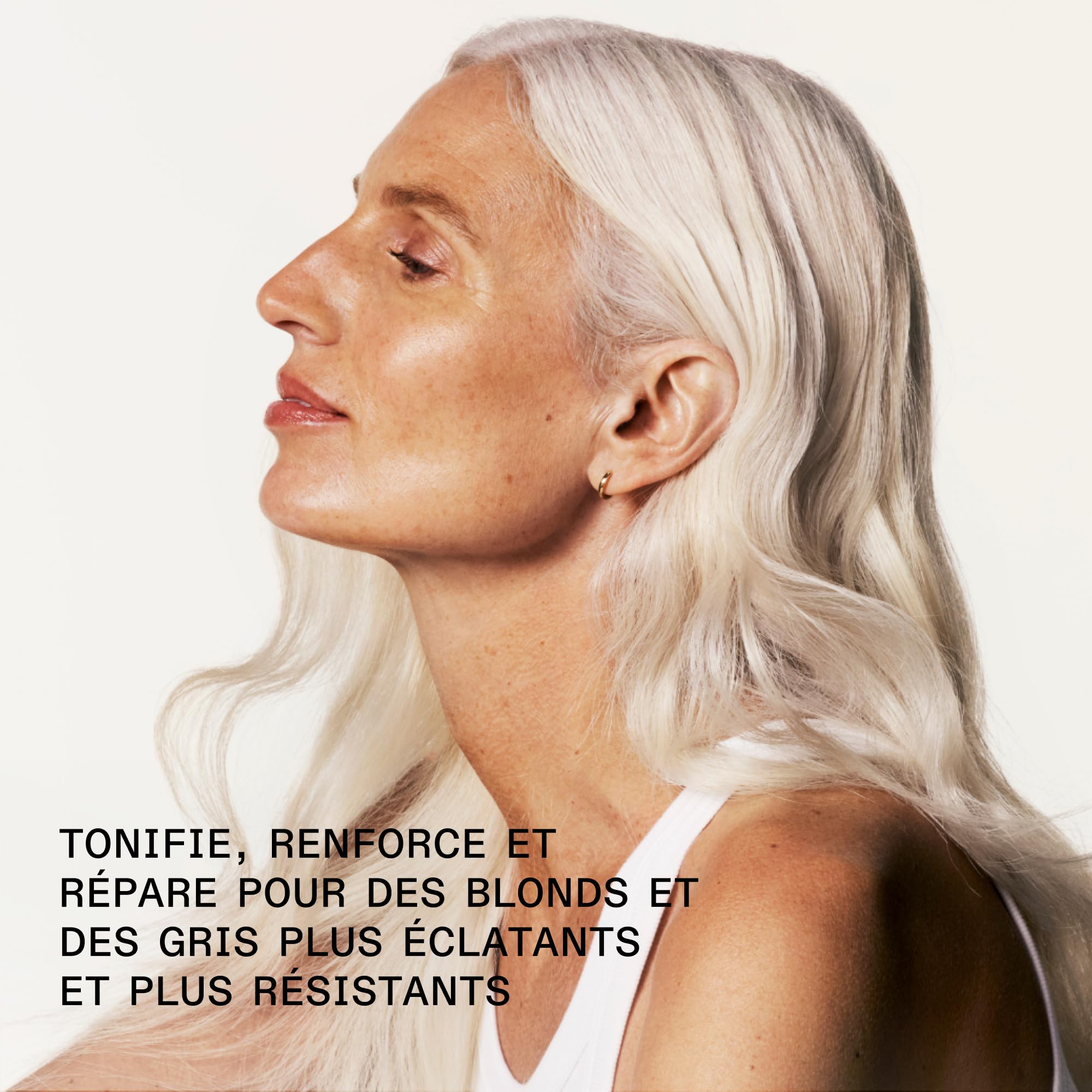 Olaplex 4P Shampoing Violet Révélateur de Blonde, Répare, Hydrate et Illumine les Cheveux Blonds, Éclaircis et Gris, Sans Sulfate, 250ml