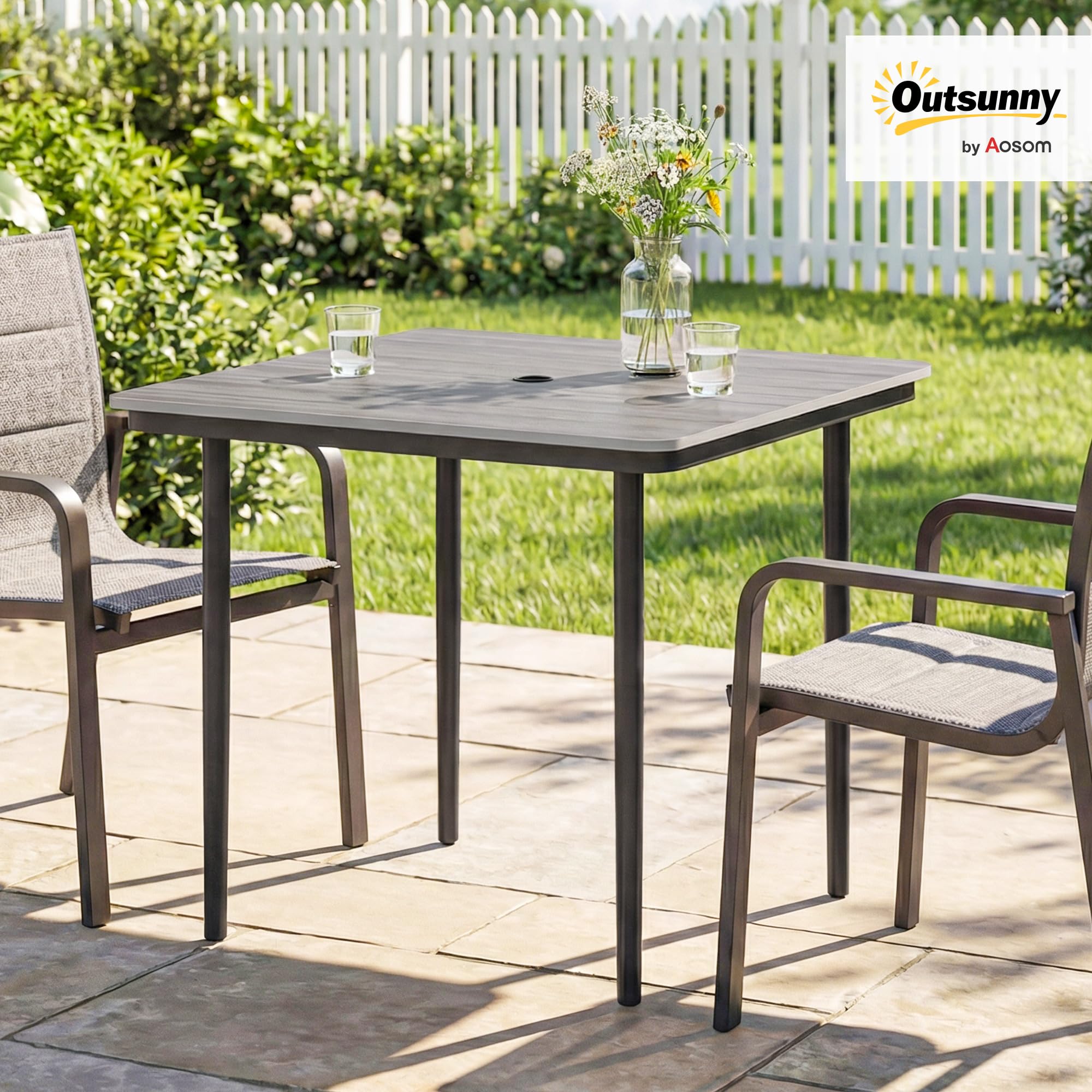 Outsunny Table de Jardin rectangulaire pour 4 Personnes, Table à Manger extérieure avec Trou de Parasol et Pieds en métal, pour Balcon, Porche, terrasse, 85 x 85 x 72,5 cm, Gris