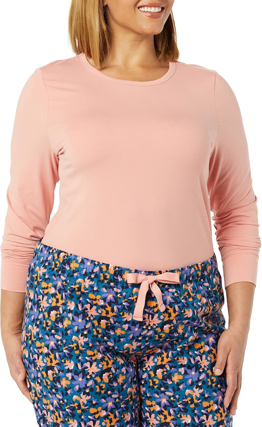 Amazon Essentials Women's Lightweight Flannel Pant and Long-Sleeve T-Shirt Sleep Set - Image 5