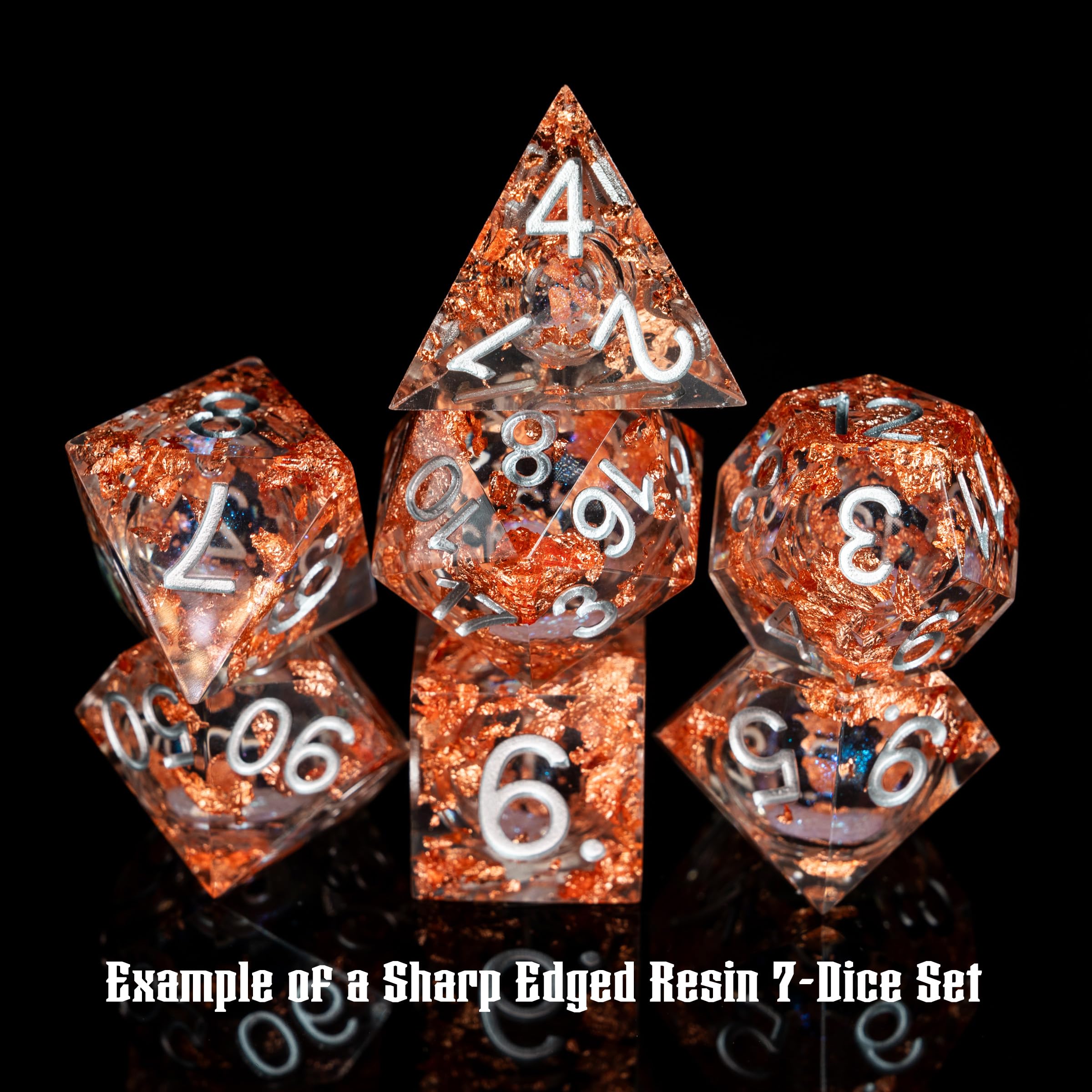 Una libra de dados RPG con "tesoros" añadidos, más de cien dados, 15 juegos de 7 dados a juego incluidos, los "tesoros" incluyen: troquel D20 de piedra preciosa/cristal, juego de 7 dados de resina