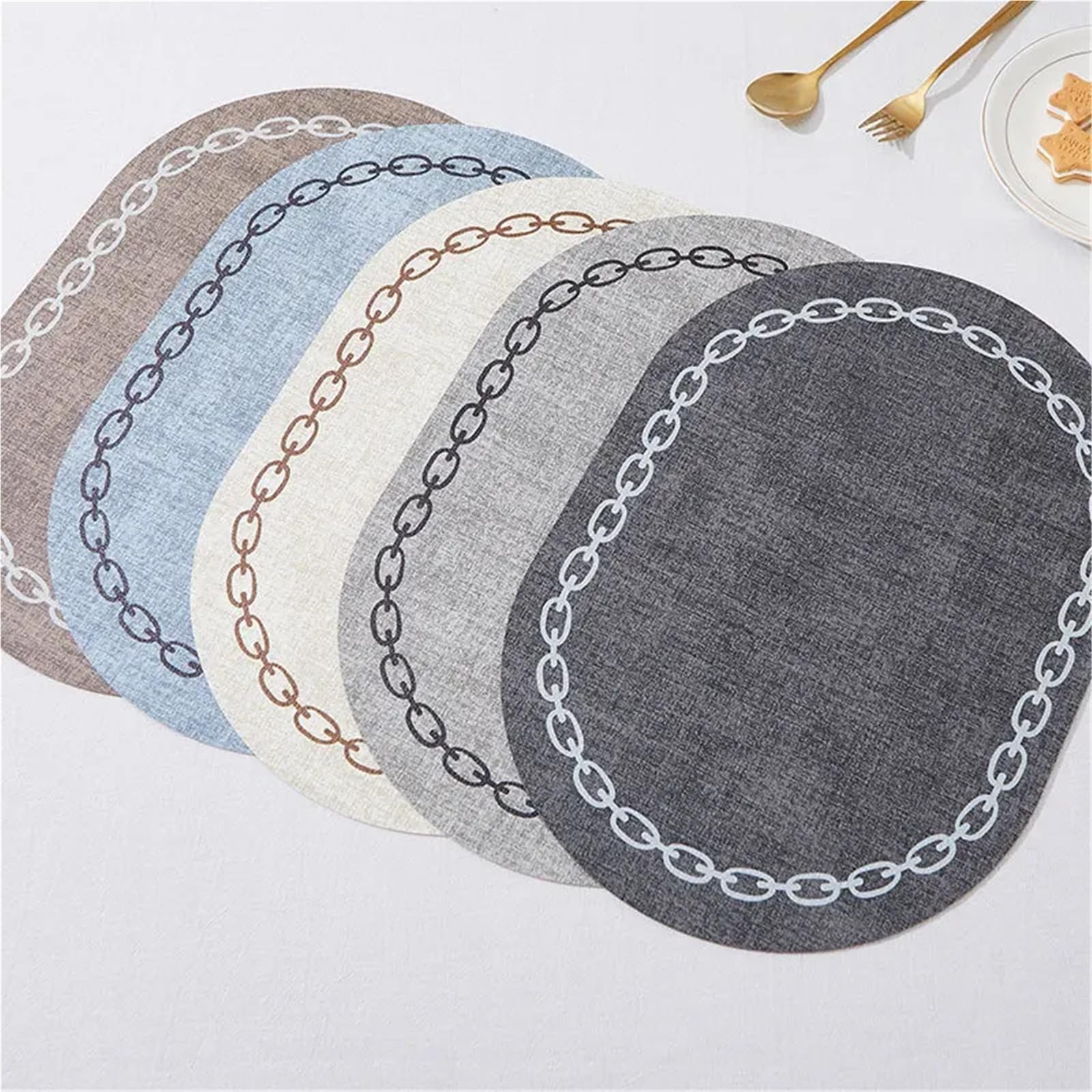 Faux Leather Placemats Lot de 1/4/6 Sets Table ovales en Similicuir, lavables, résistants à la Chaleur, antidérapants et imperméables(Chain O Light Grey,30x44cm 6pcs)