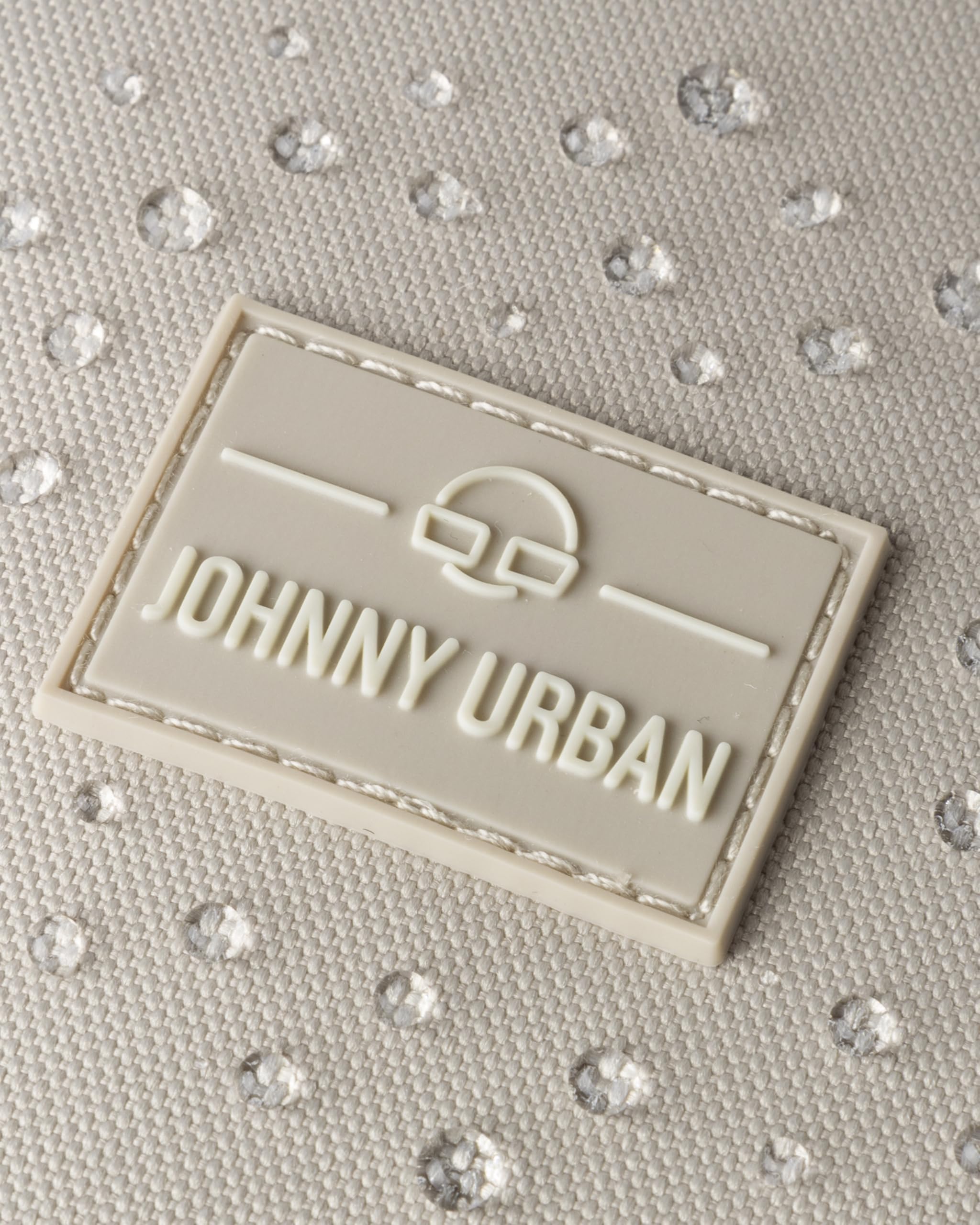 Johnny Urban Mochila Mujeres y Hombres Beige - Nico - Daypack con Compartimento para Portátil de 16 Pulgadas - Mochila de 17 Litros para Trabajo, Escuela, Universidad, Viajes - Repelente al Agua
