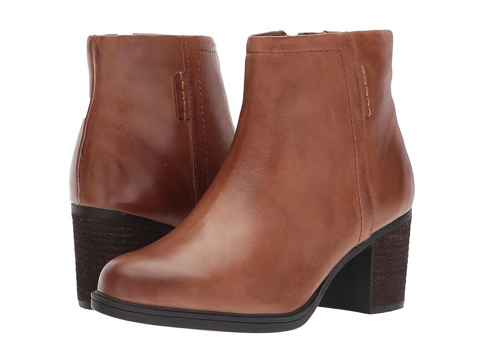 

Rockport Cobb Hill Collection Cobb Hill Natashya Bootie (Almond Leather) Women's Shoes