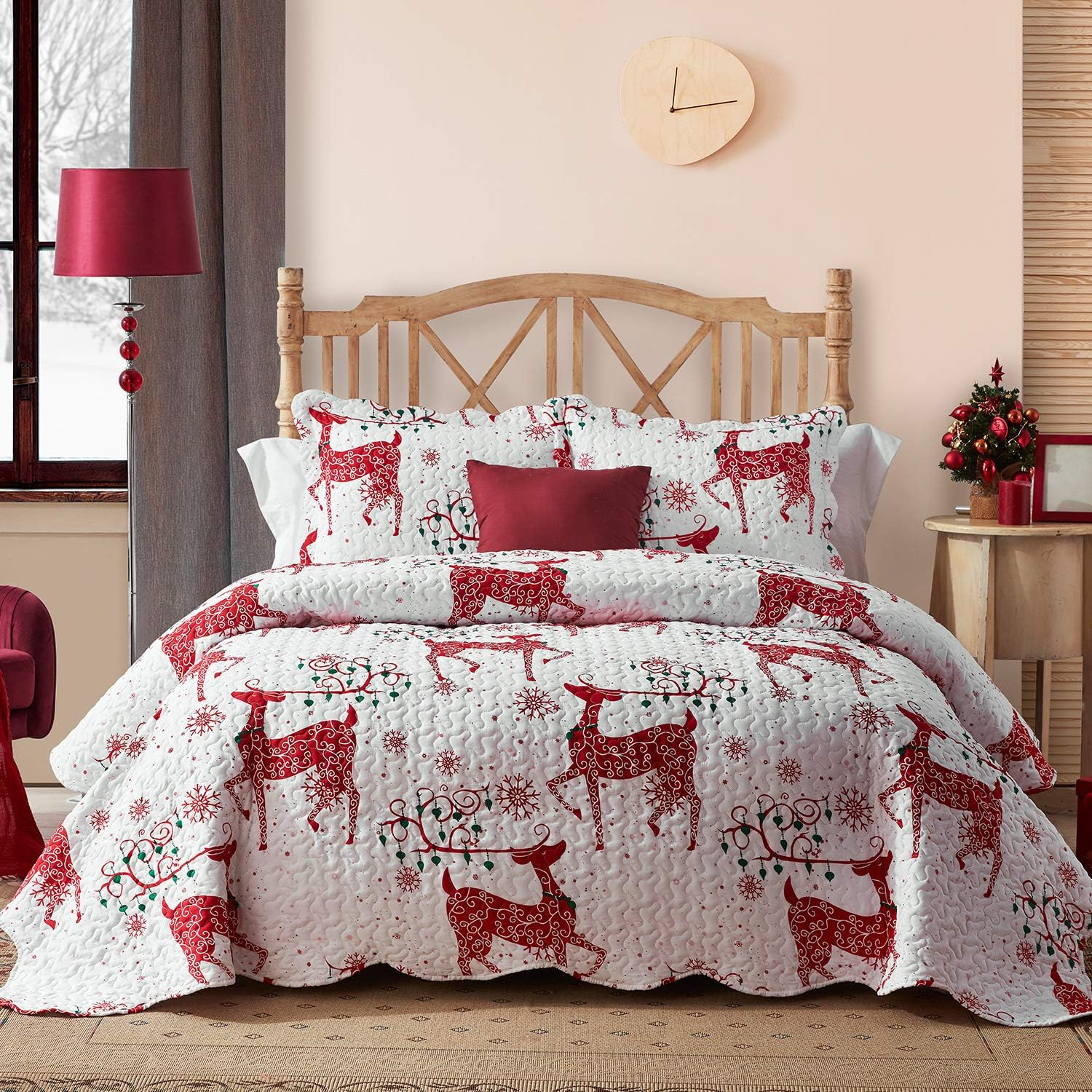 Hansleep Christmas Quilt King Size with Red Reindeer Print, 3 Piece Reversible Quilt Sets Lightweight Bedspread Bed Decor Coverlet Set for All Season Red Reindeer King (106"x96")