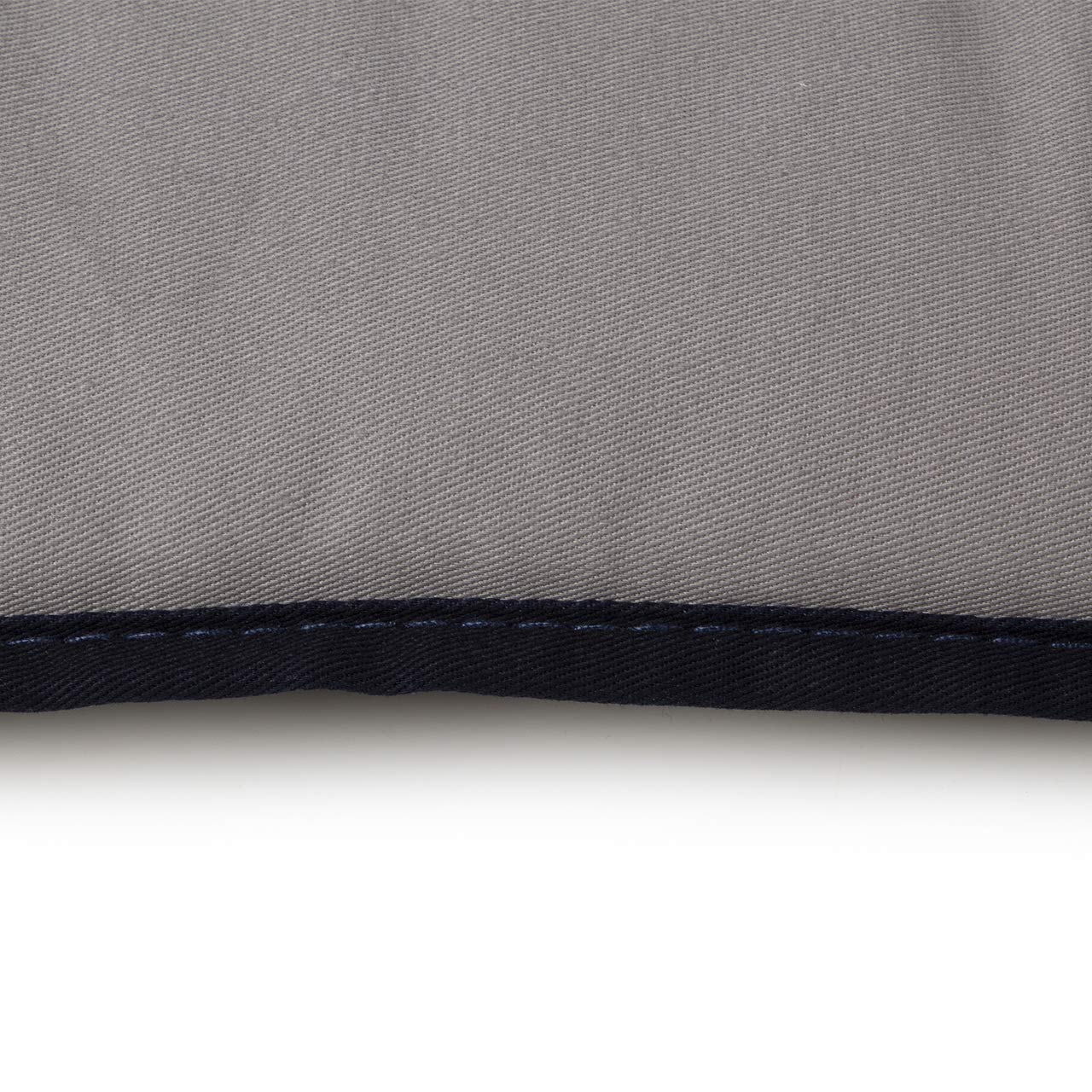 Wallace & Jones | Wendedecke pflegeleicht waschbar bis 95°C - gepolsterte Indoor/Outdoor Liegedecke für Hunde | XL - 130 x 90 cm - Schwarz/Grau