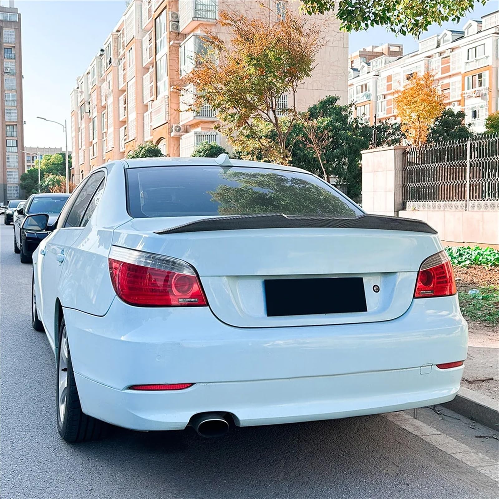 Tylny Spoiler FKompatybilny z BMW serii 5 E60 2004-2010 PSM Style Tylna owiewka samochodu Spoiler bagażnika Decklid Wykończenie pokrywy Splitter Lip(Carbon Fiber look)