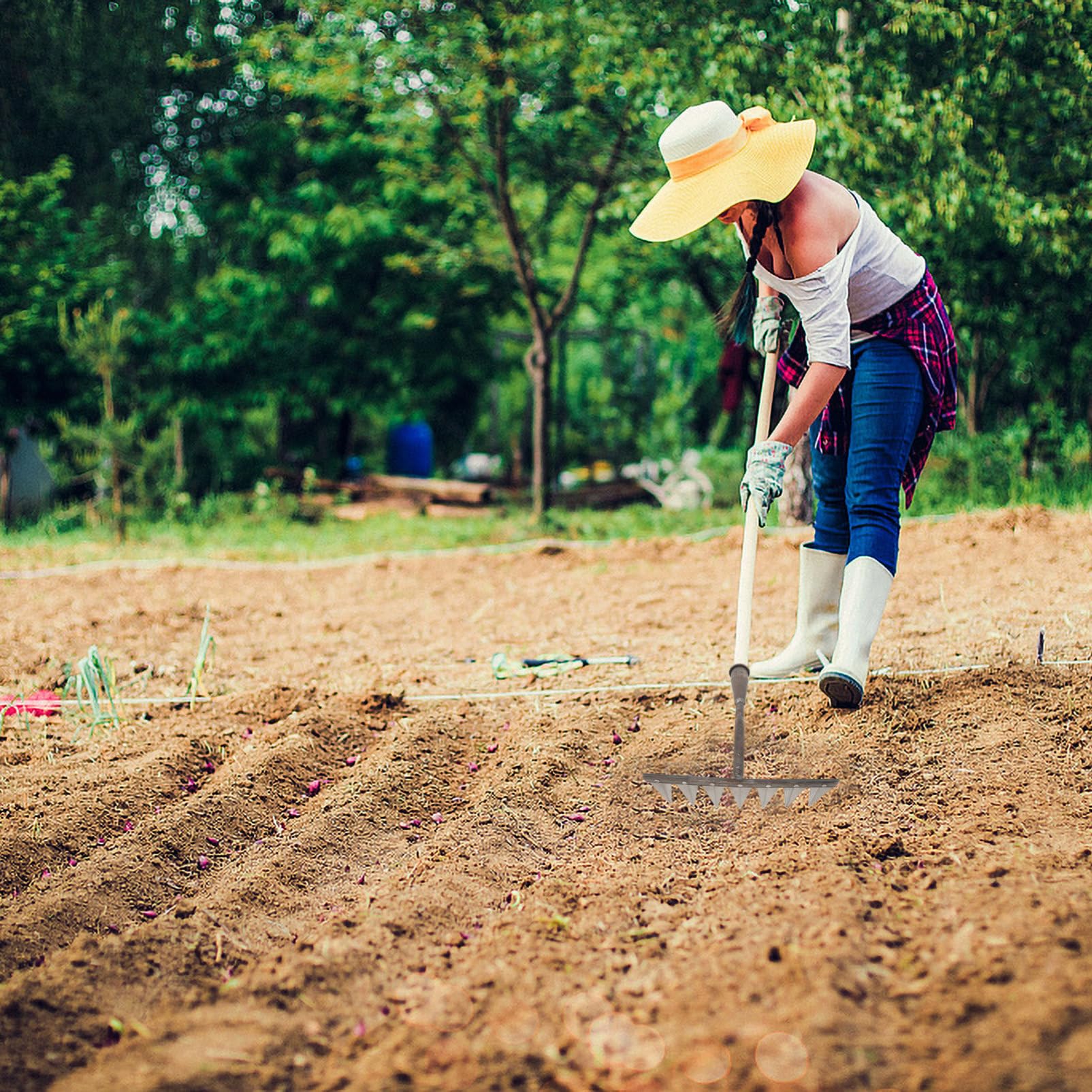 Multizinken Handrechen aus Stahl für Bodenpflege und Gartenarbeit