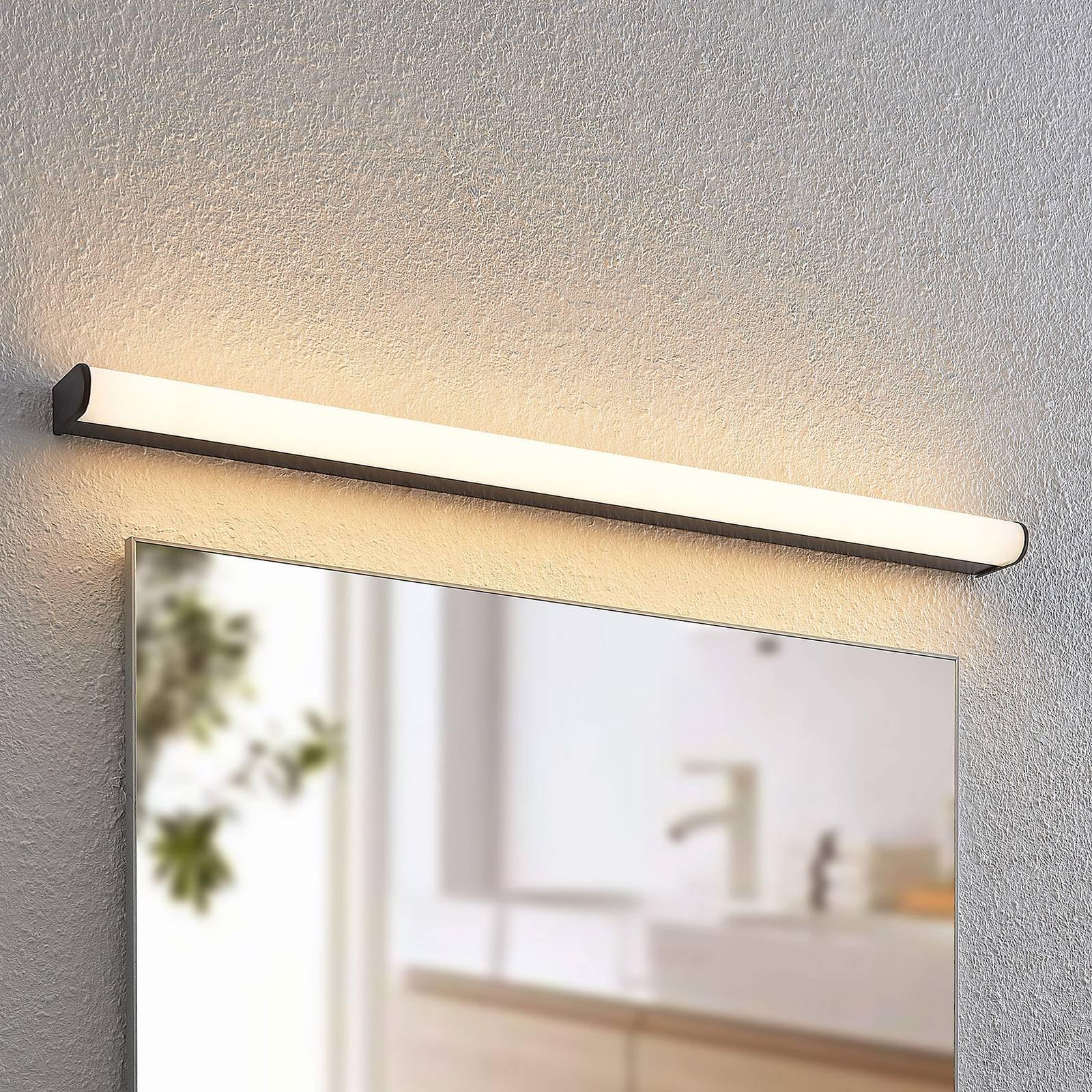 Lindby LED Wandleuchte, Wandlampe Bad Ulisan (spritzwassergeschützt (Modern) in Schwarz aus Aluminium (1 flammig) - Wandleuchten Spiegelleuchte Badezimmer Wandbeleuchtung Badezimmerleuchte